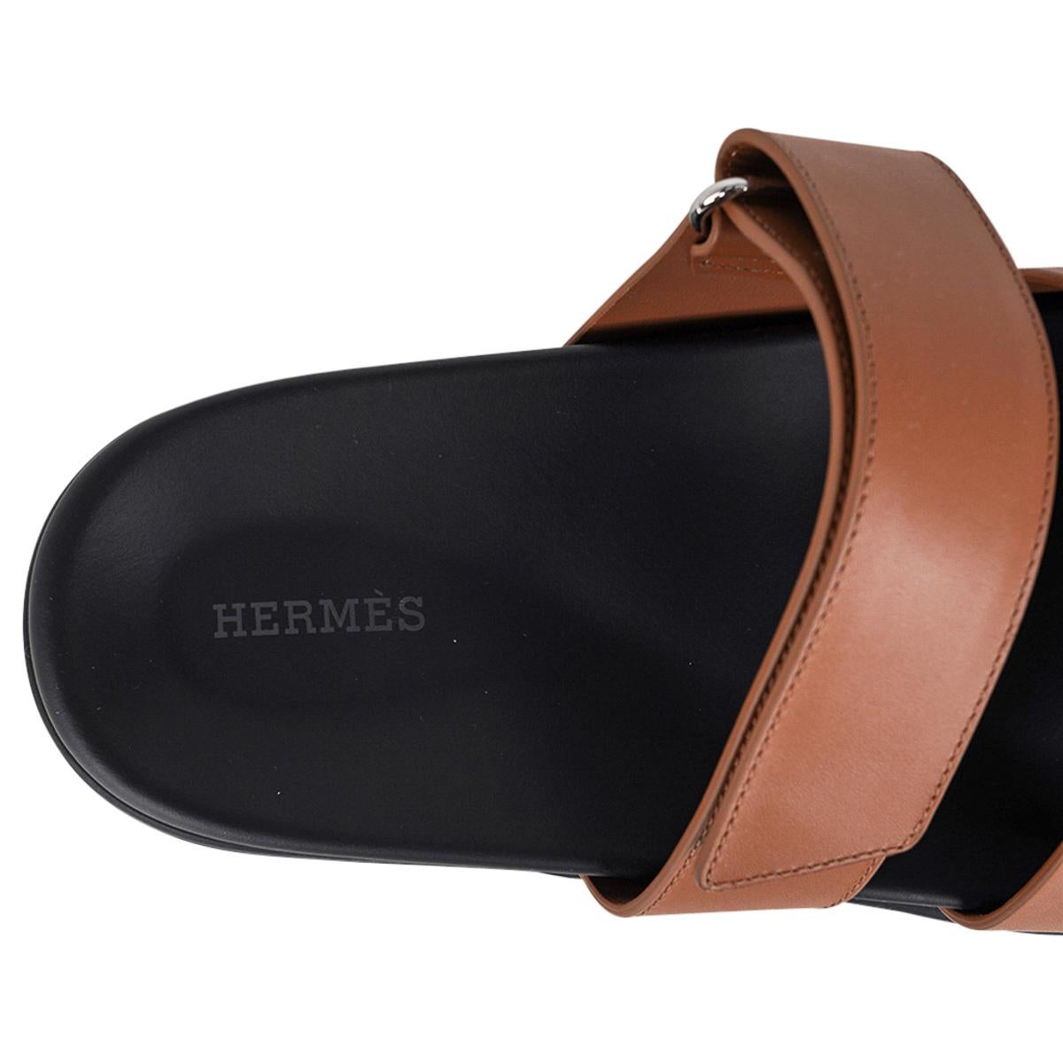 Hermes Chypre Naturel Safari Calfskin Sandal 41 In New Condition For Sale In Miami, FL