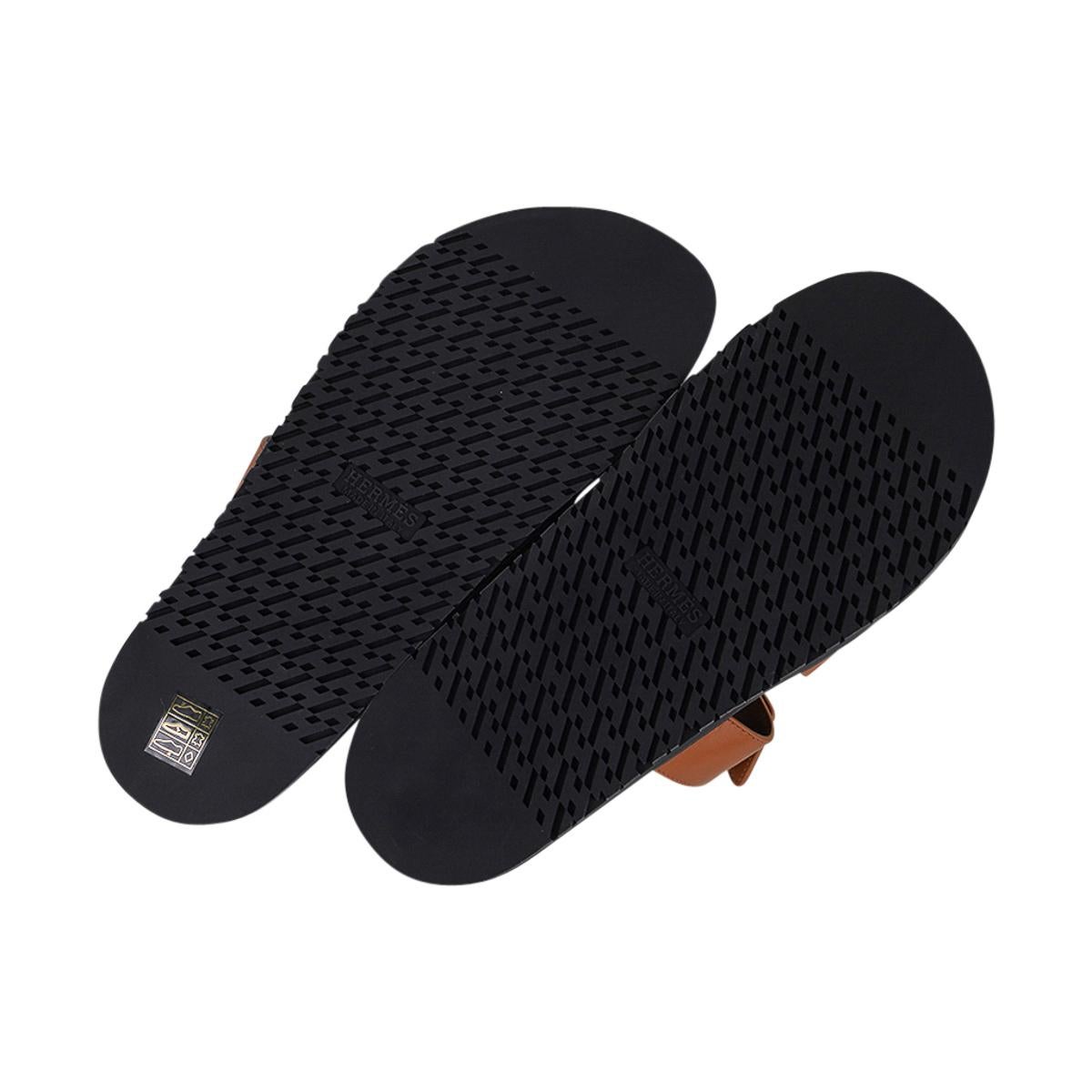 Men's Hermes Chypre Naturel Safari Calfskin Sandal 41 For Sale