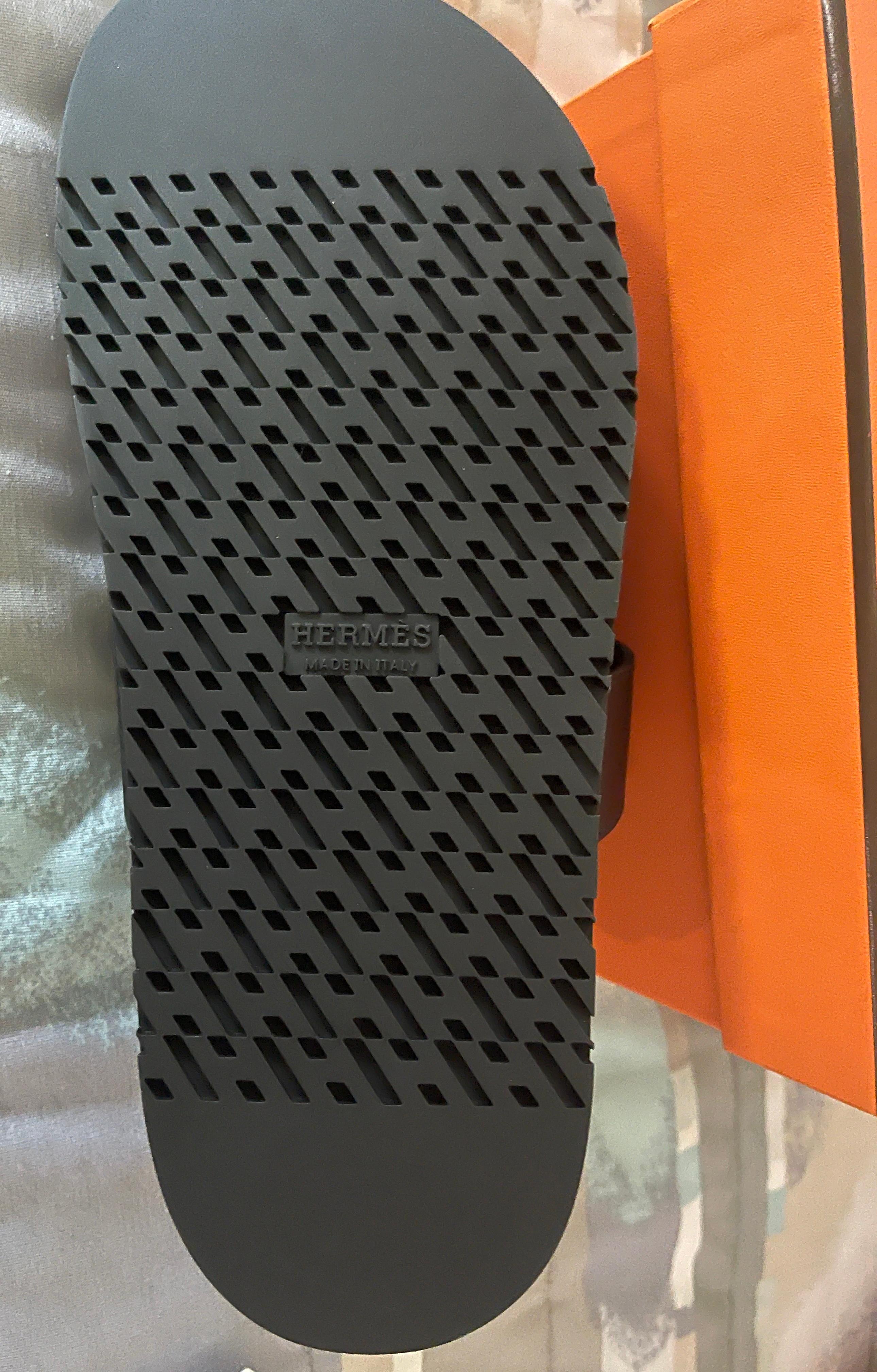 HERMES Chypre Sandal Black 37.5 New In New Condition In West Chester, PA