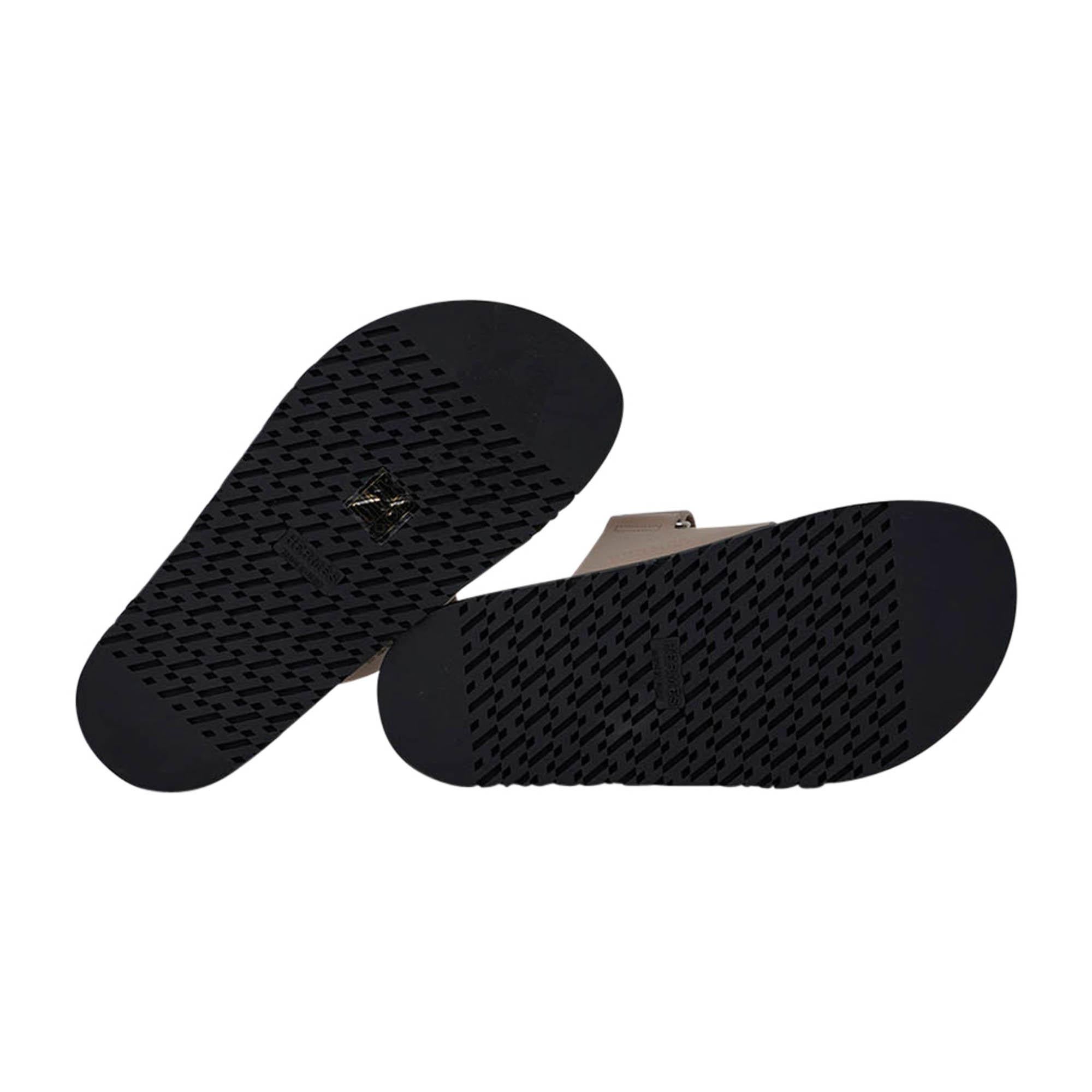 Hermes Chypre Sandal Mastic Calfskin 36  6 For Sale 3