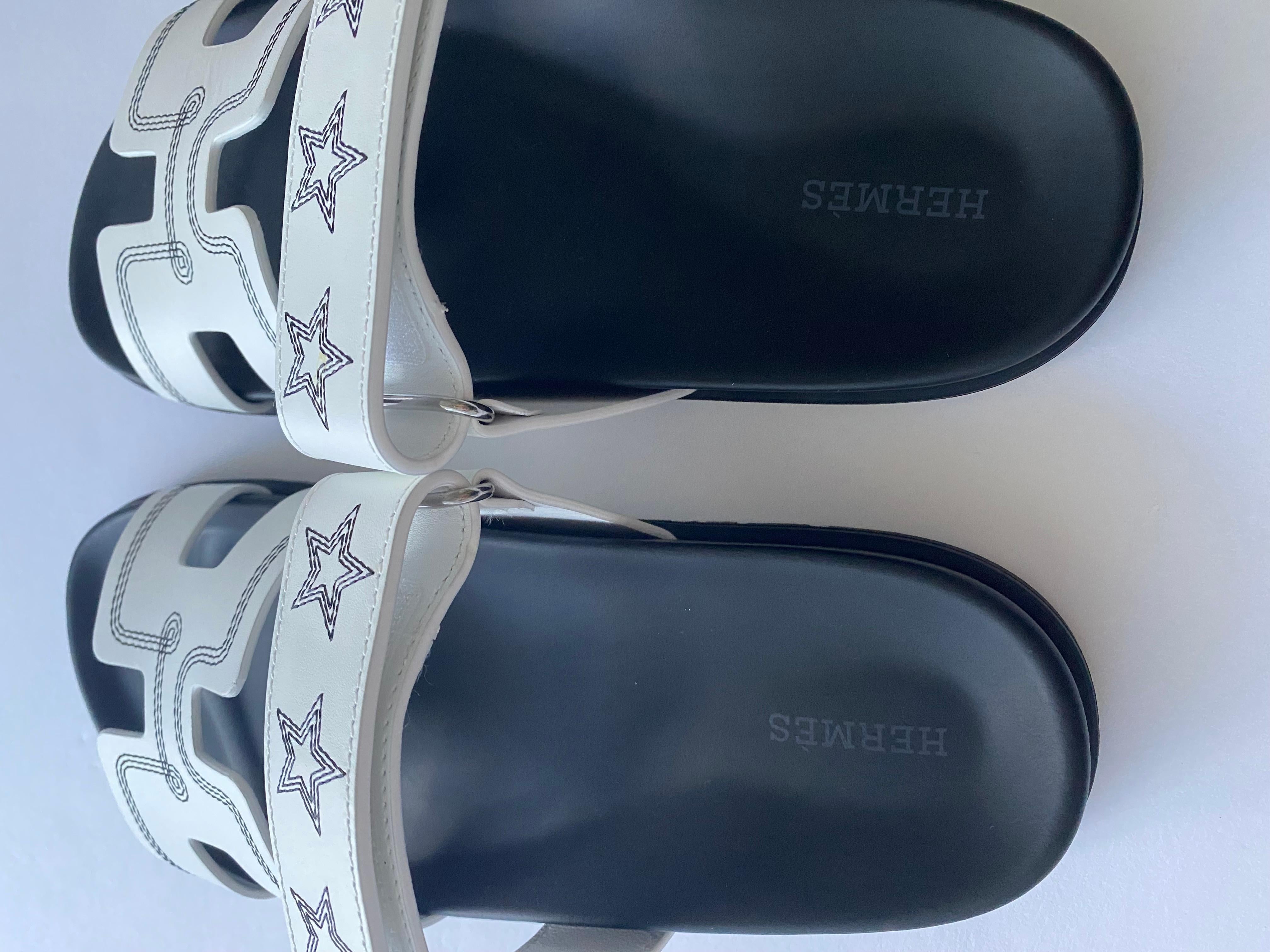 Black Hermes Chypre Sandal  NEW  Size 39.5 For Sale