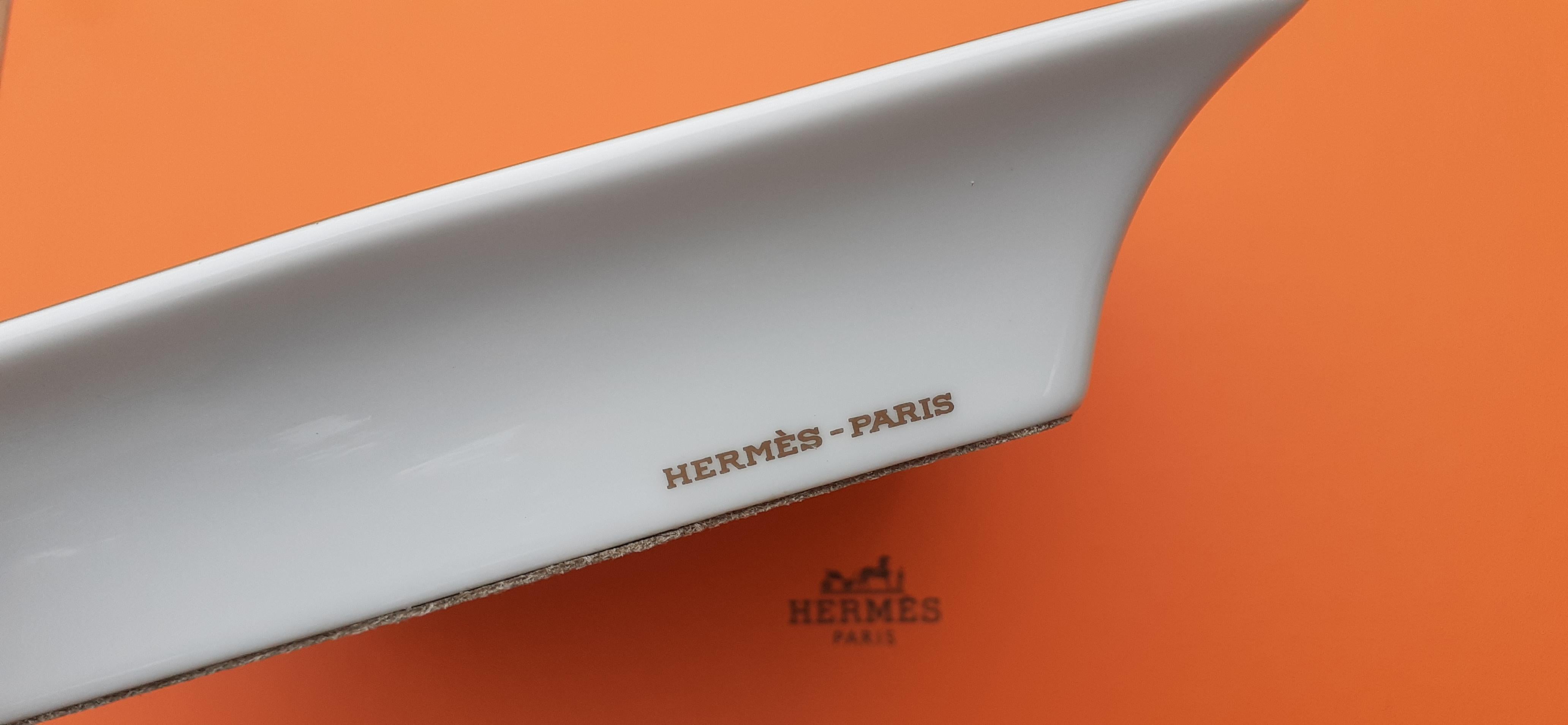 Hermès Cendrier Plateau à monnaie Coffea Coffee Café Print en porcelaine en vente 4