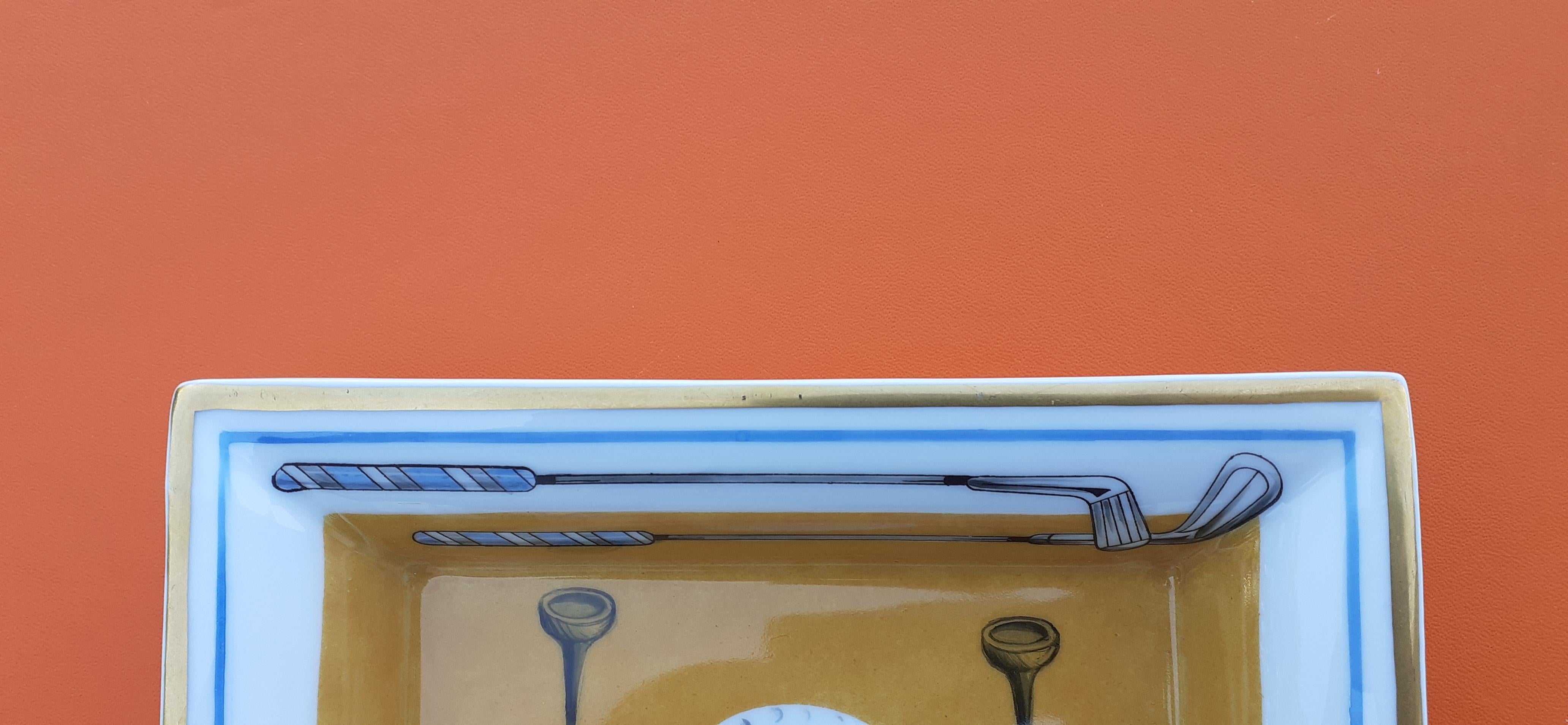 Hermès Cendrier Plateau à monnaie Thème Golf Porcelaine Or 4