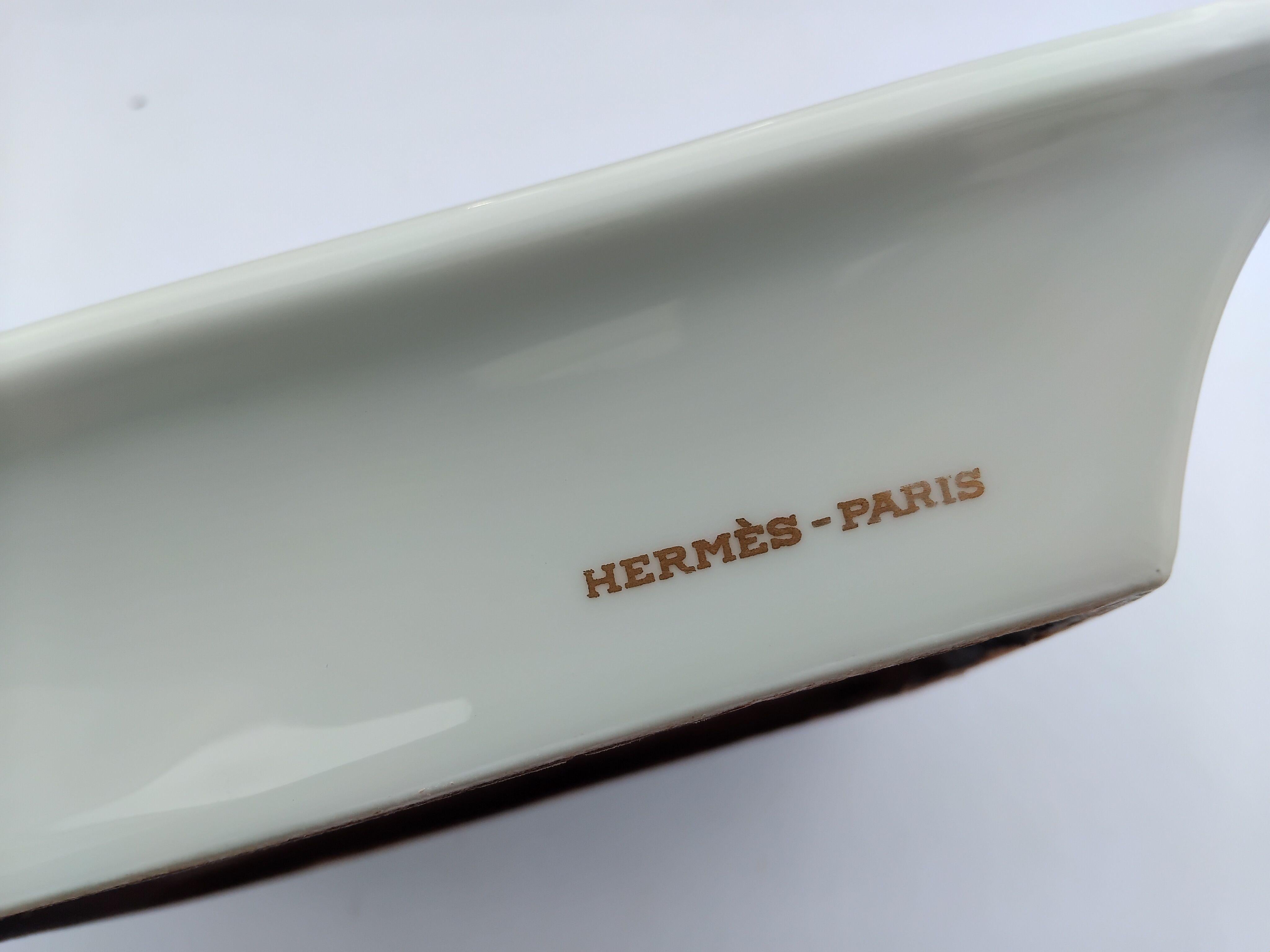 Hermès Zigarren-Aschenbecher Wechselgeld Tablett Windhund Hund Levrier Druck in Porzellan im Angebot 12