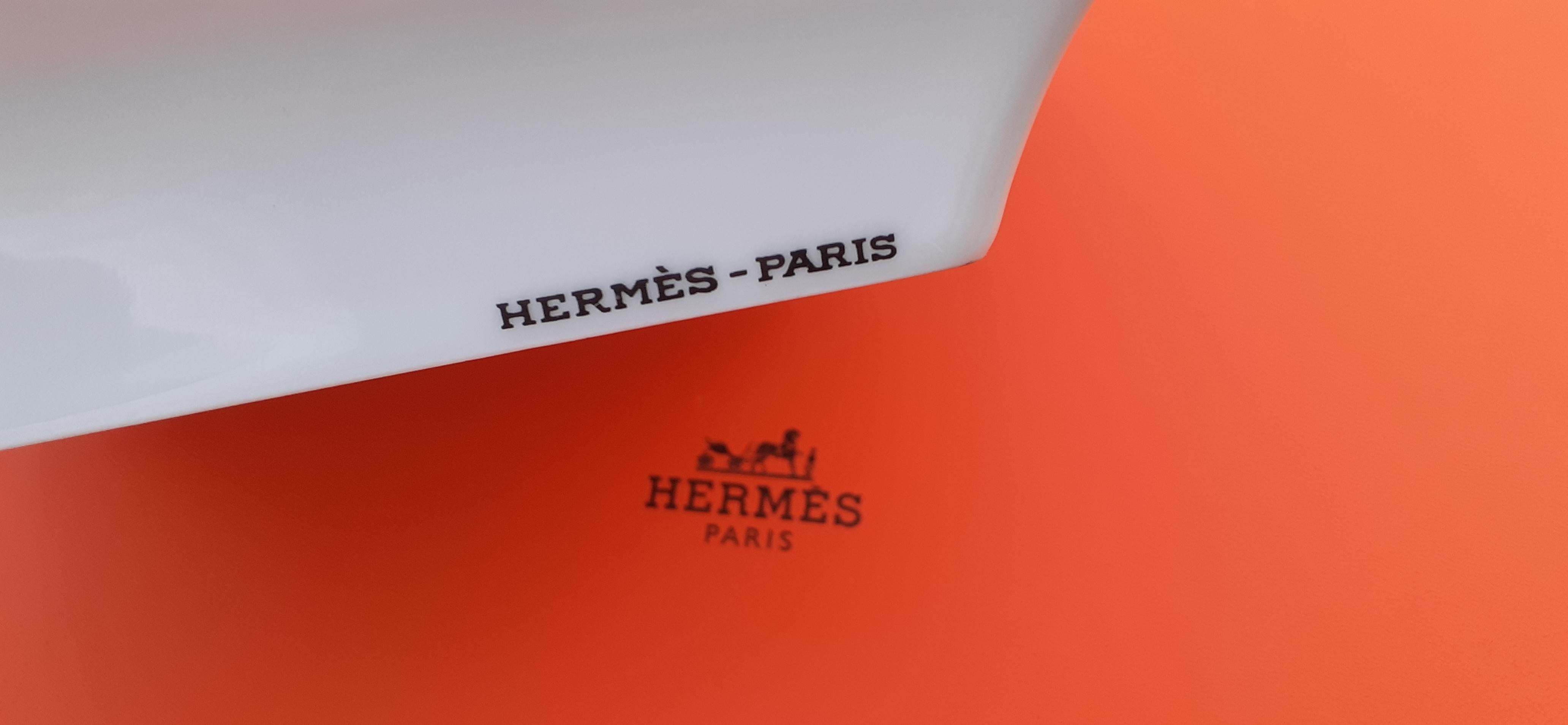 Hermès Cigar Ashtray Change Tray in Porcelain Reindeer Great North Alaska Canada 9