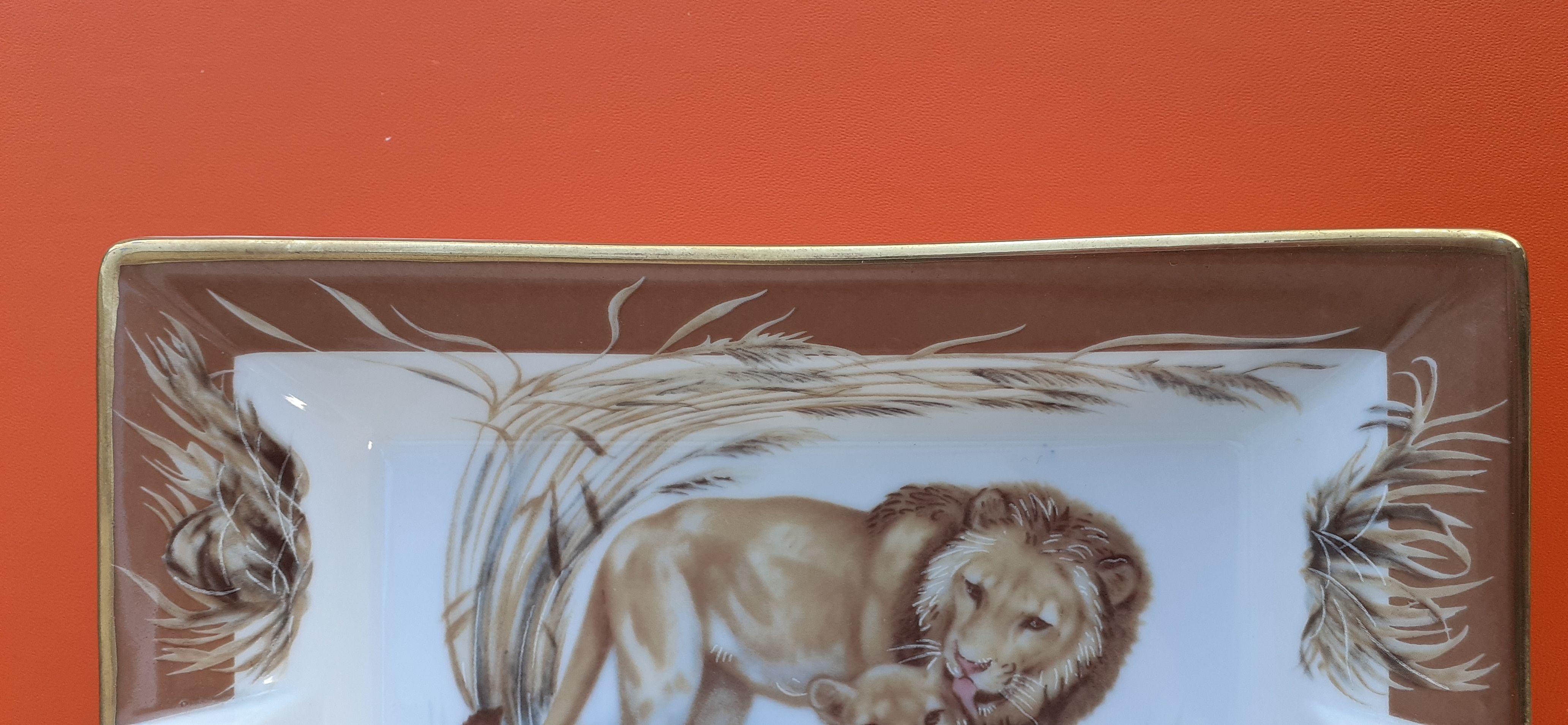 Hermès Cendrier Plateau à monnaie Lion et Lionne Kenya Afrique R Dallet en vente 5