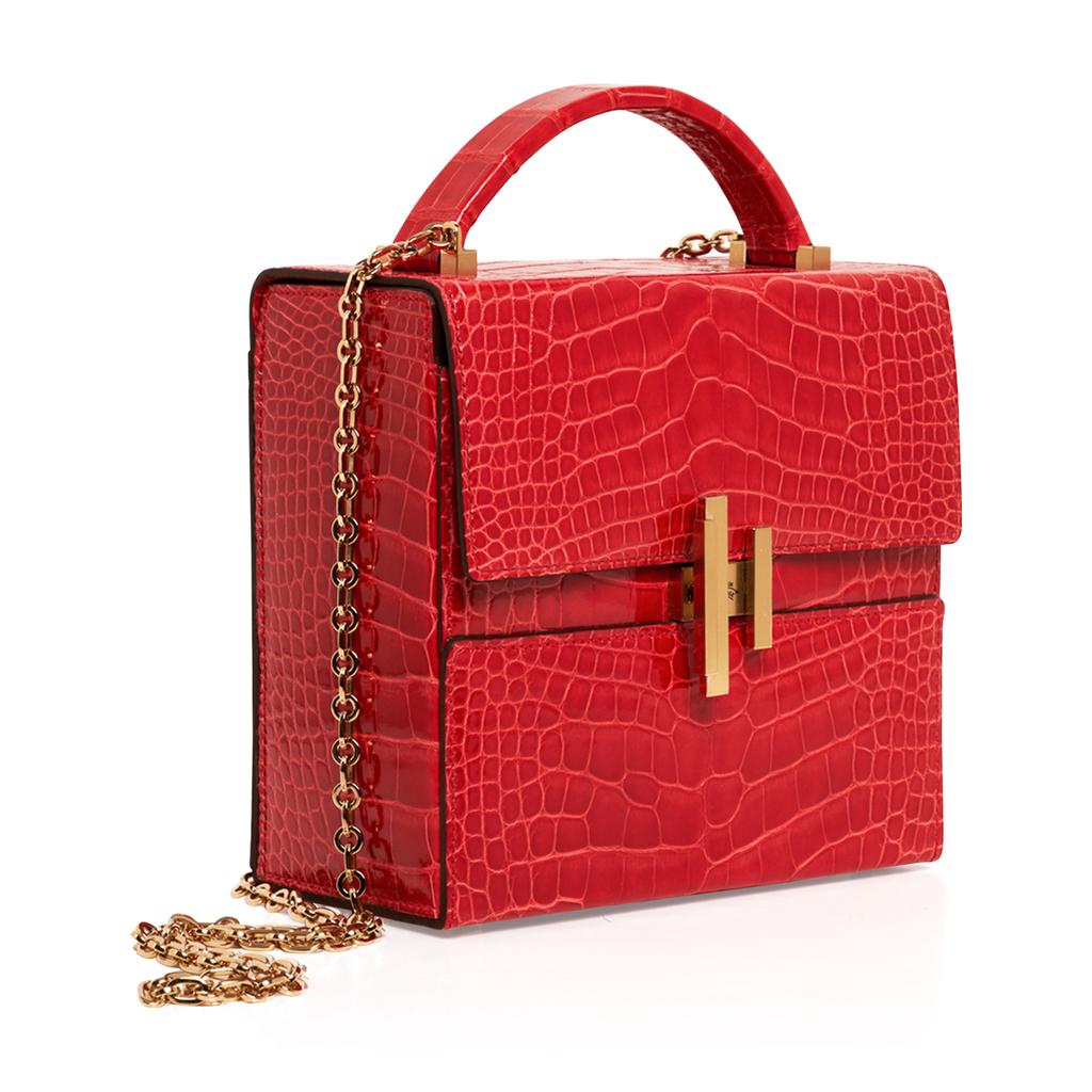 Hermes Cinhetic Bag Rouge de Coeur Shiny Alligator Permabrass Hardware New w/Bo  In New Condition In Miami, FL