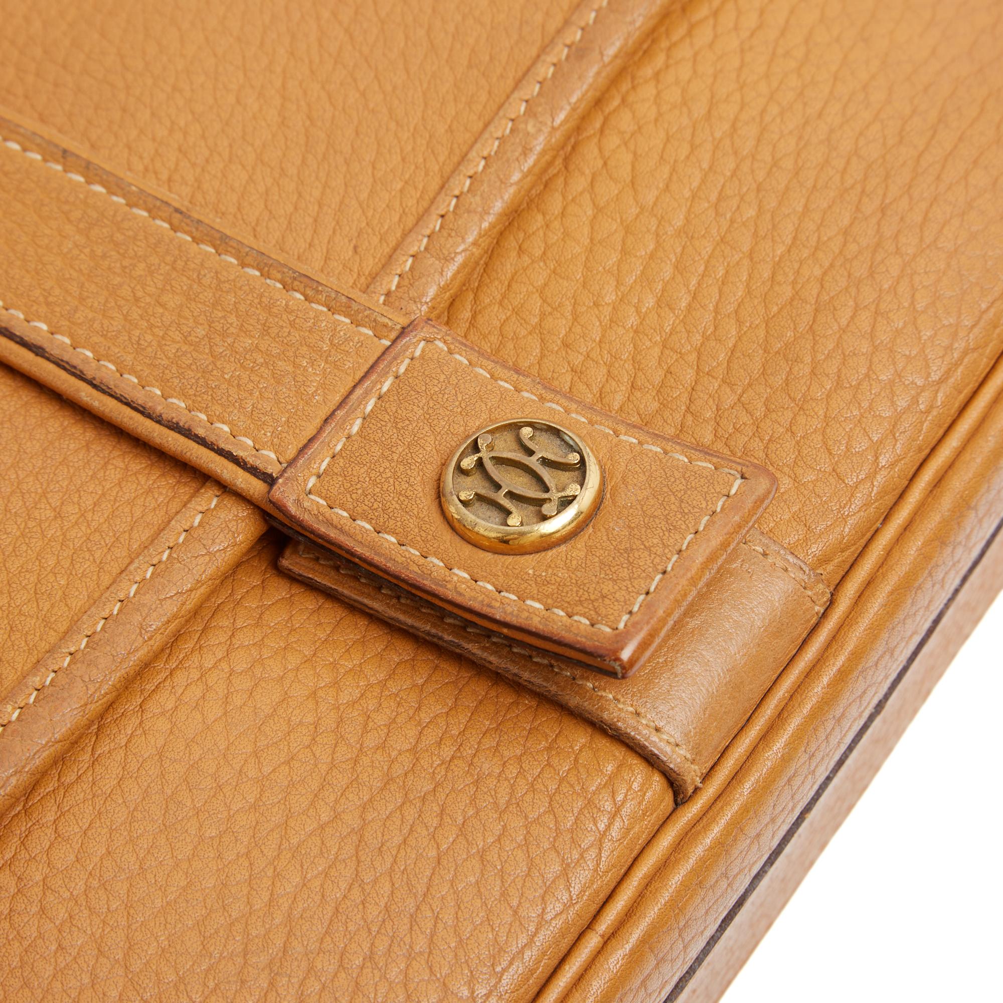 Hermès circa 1990 Sac Bandouliere Noumea Lift Gold Borsa a tracolla in pelle Hermès in vendita 1