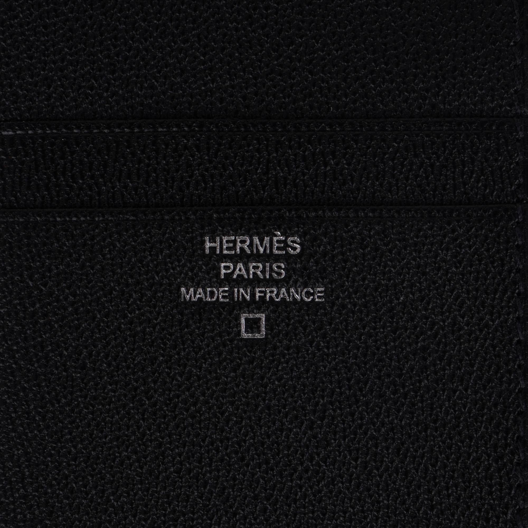 Mightychic offers a guaranteed authentic Hermes MC2 Euclid Card Case featured in Black Matte Alligator.
The card holder has 4 slots for business/credit cards and 2 pockets.
Comes with signature Hermes box.
New or Store Fresh Condition.
final
