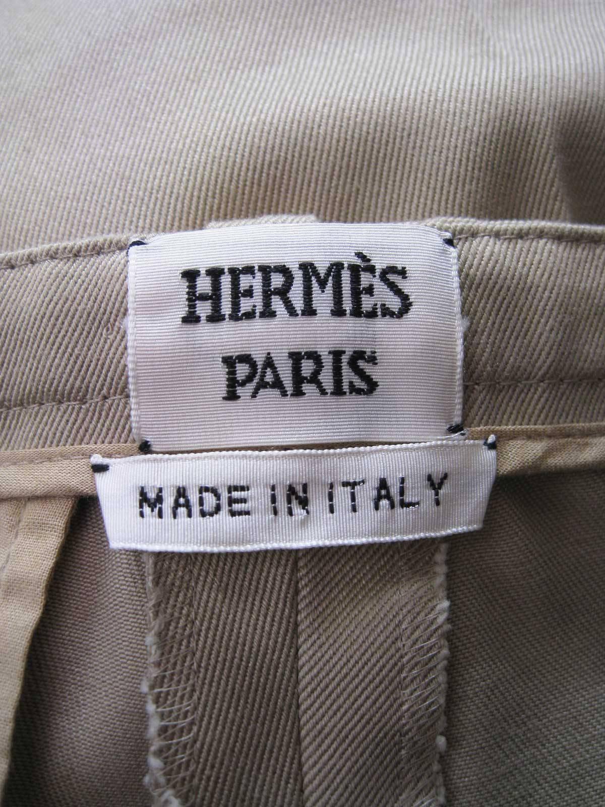 Hermès - Pantalon classique en coton kaki avec épaisseurs en vente 1