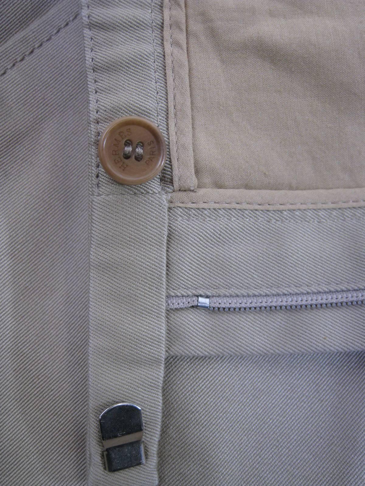 Hermès - Pantalon classique en coton kaki avec épaisseurs en vente 3