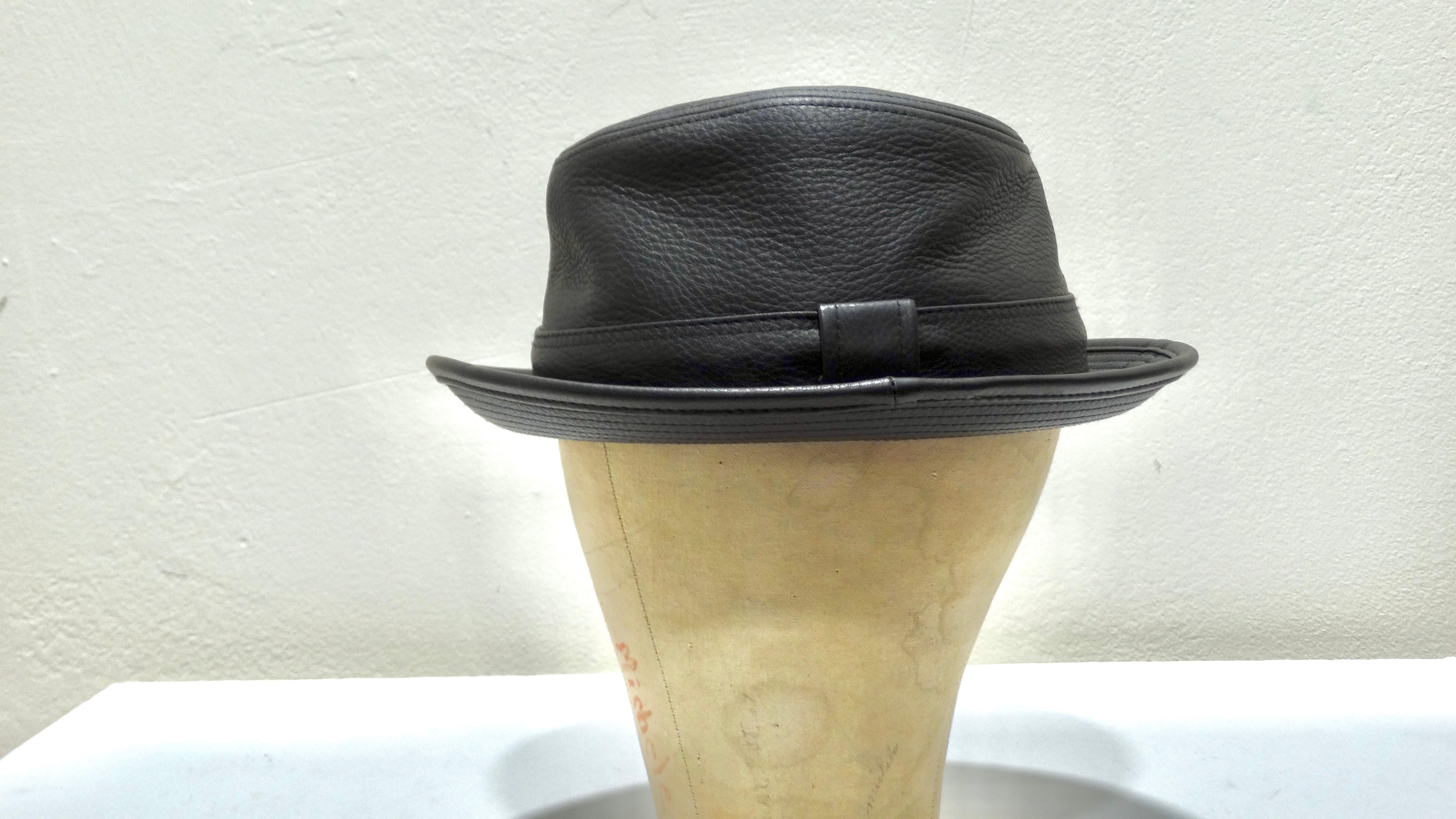 Hermès - Clémence - Chapeau en cuir noir - Taurillon en vente 1