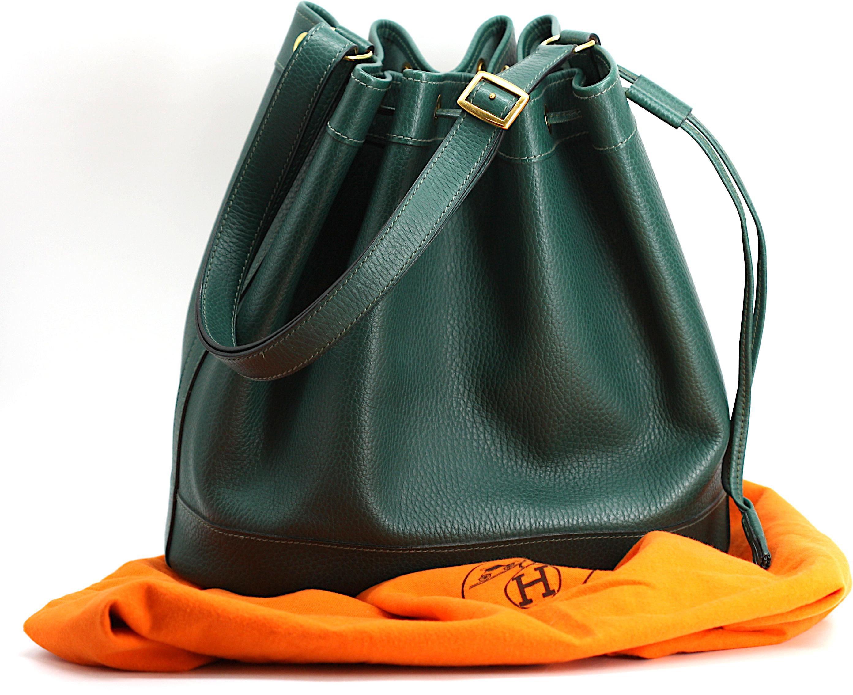 Hermes Clemence Leather Market Shoulder Bag In Good Condition In West Palm Beach, FL