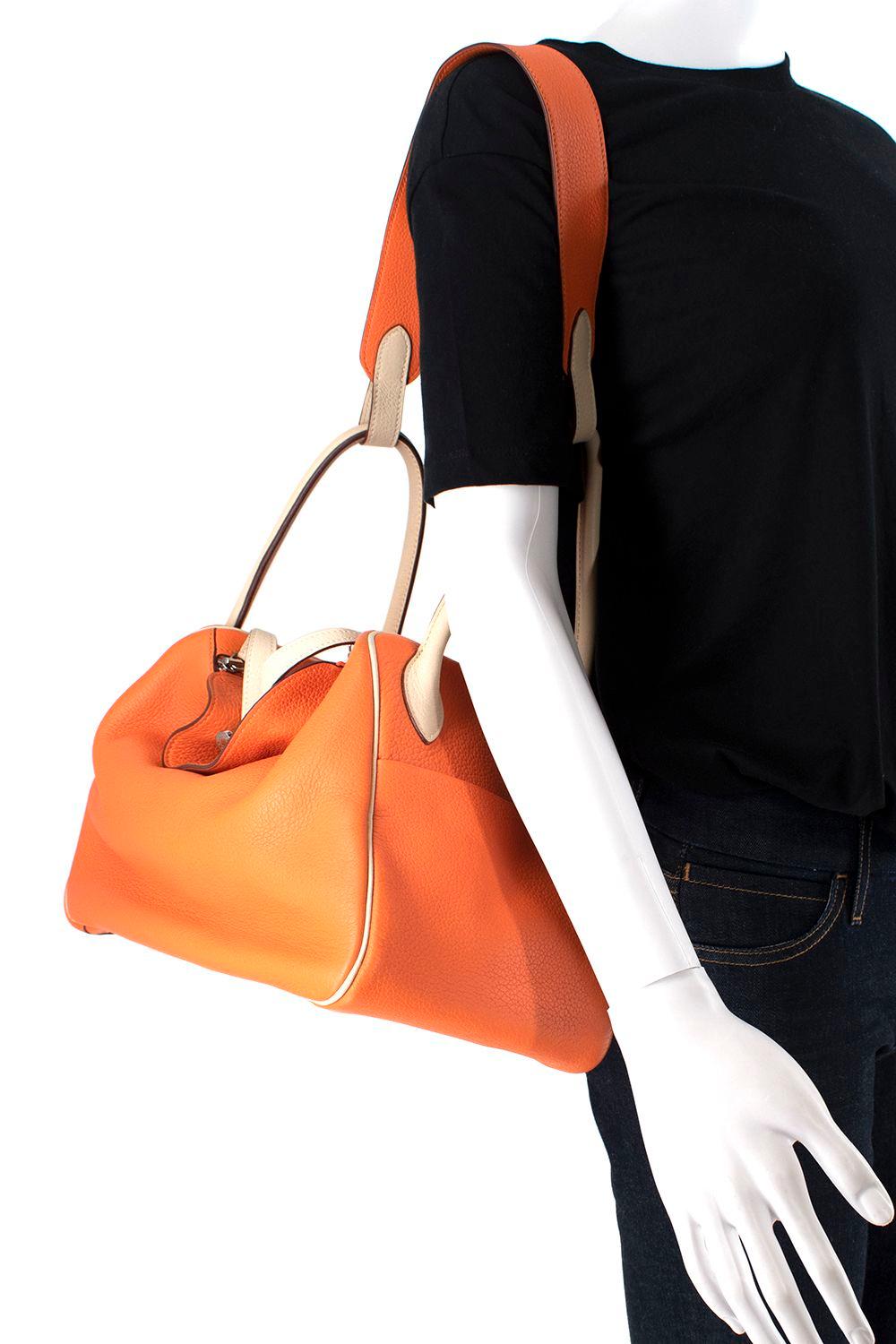 Hermes Clemence Leather Orange & Parchemin Lindy 34 PHW In Excellent Condition For Sale In London, GB
