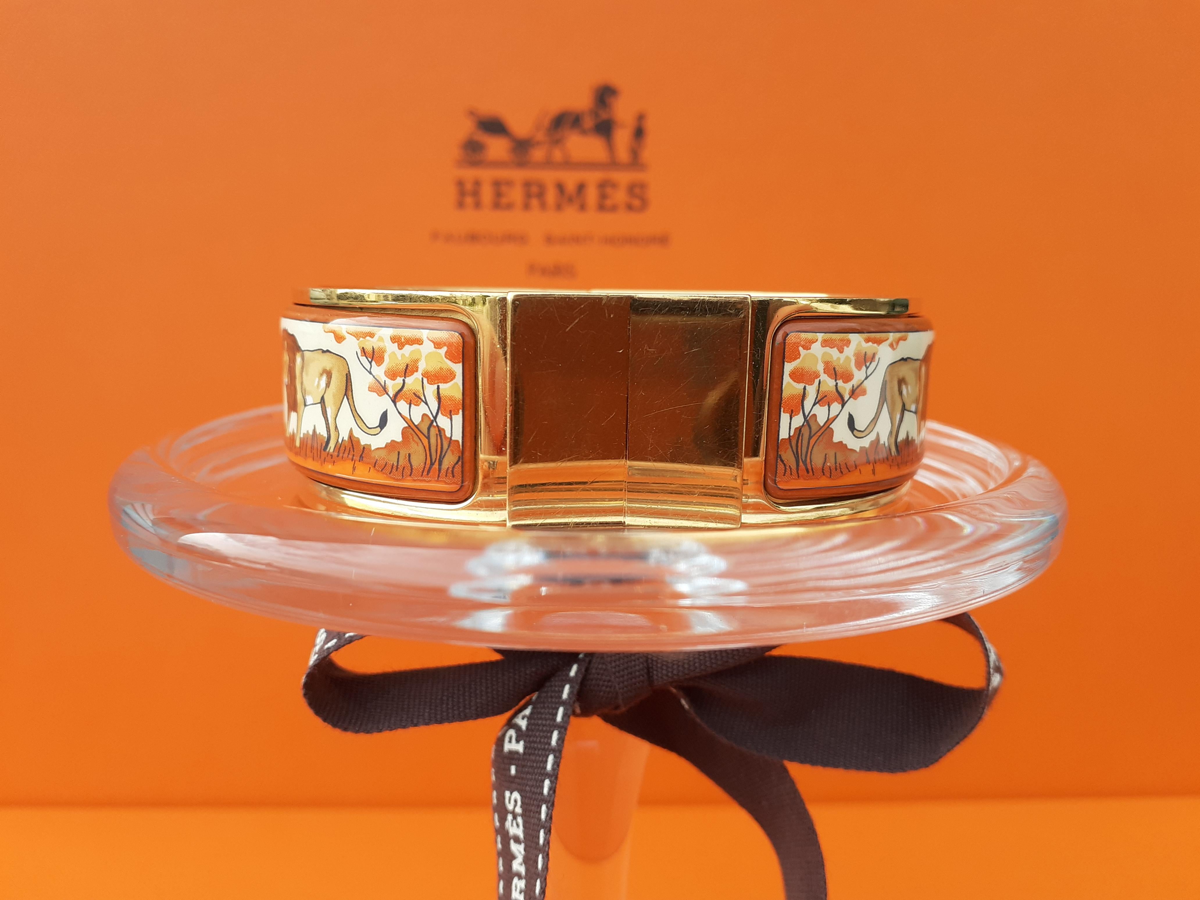 Women's Hermès Clic Clac Bracelet Enamel Lions and Lionesses in Savannah GHW Size GM
