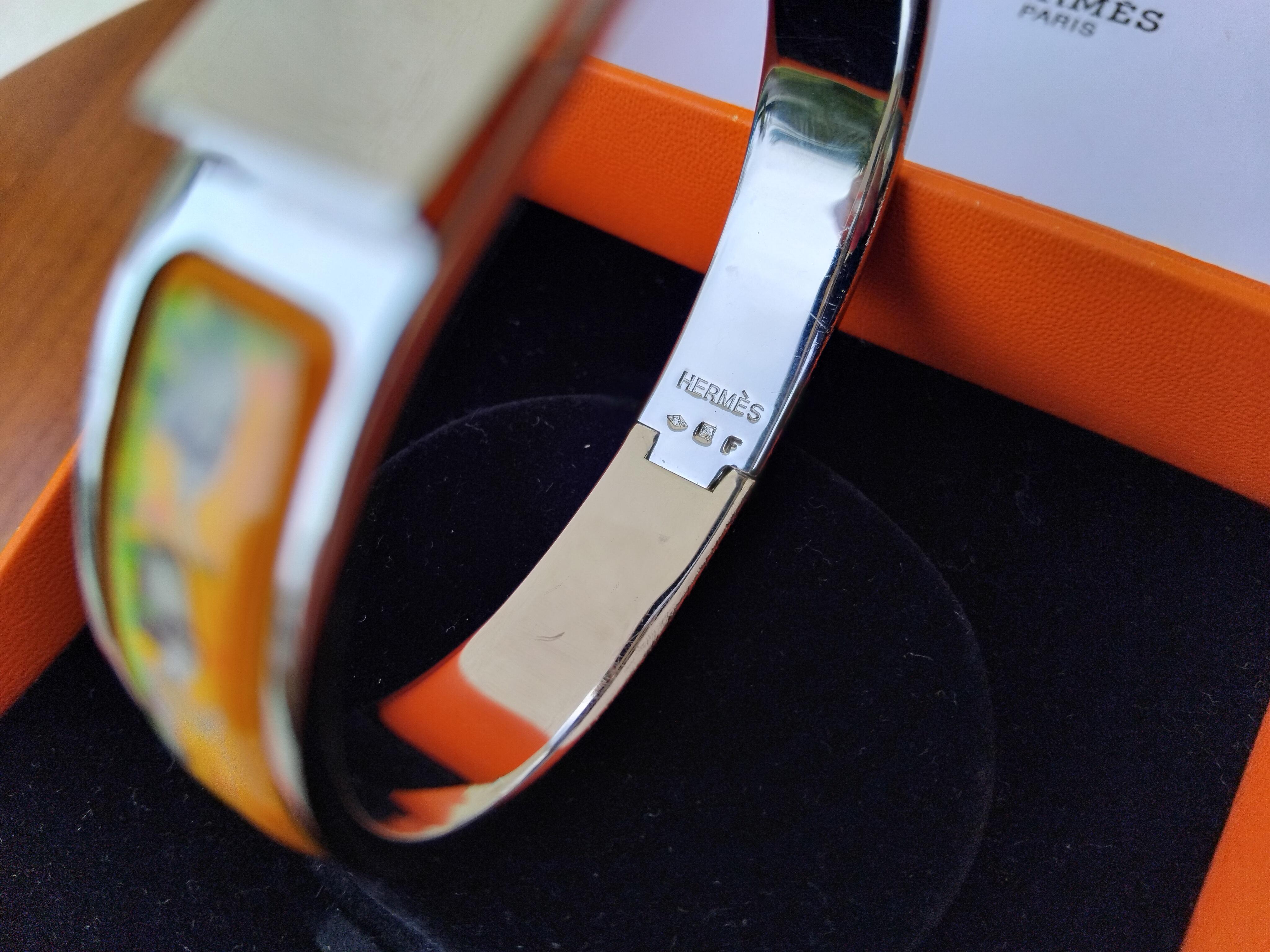Hermès Clic Clac Bracelet en émail Elephants Grazing Phw Narrow PM en vente 8