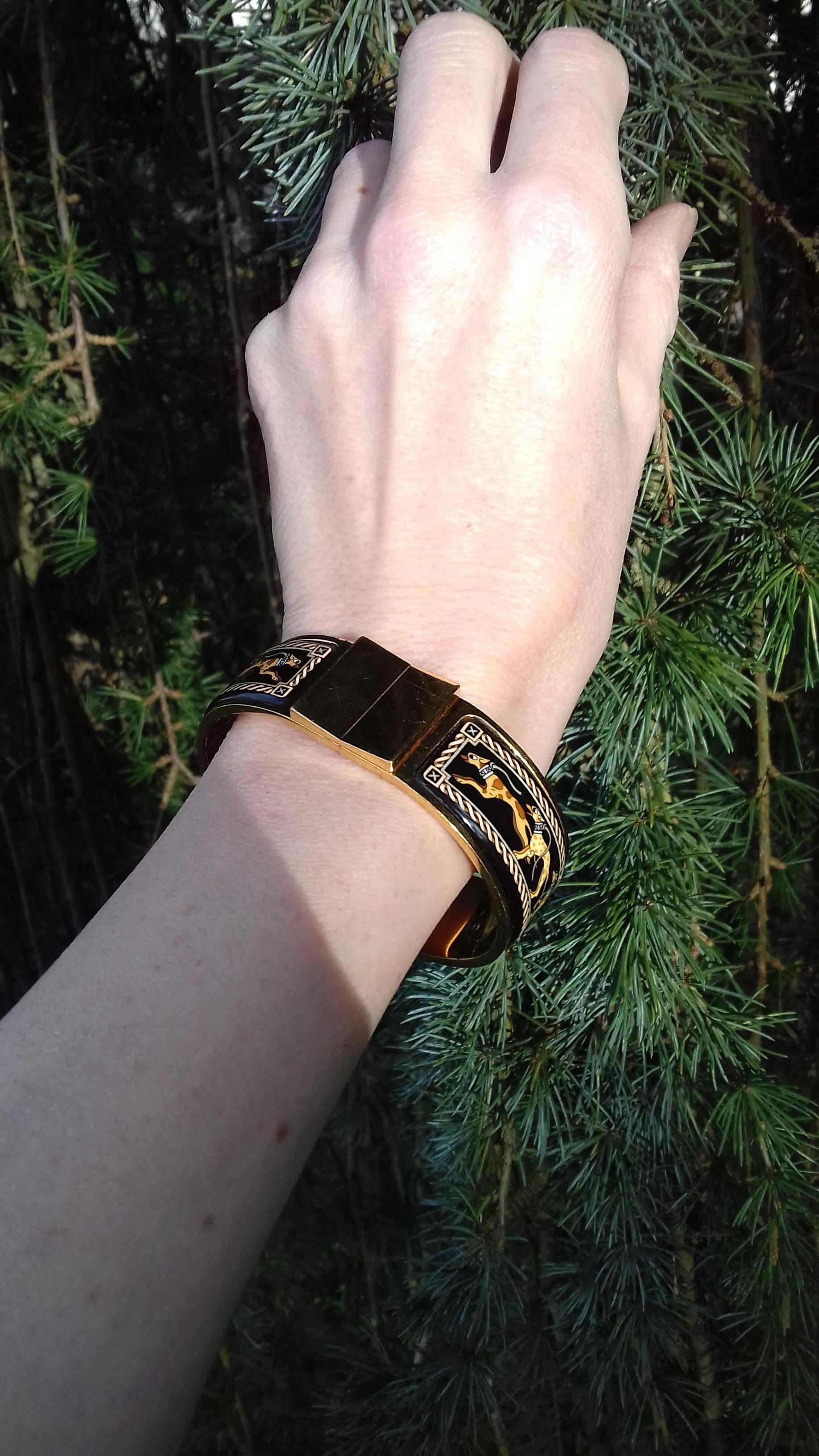 Hermès Clic Clac Enamel Bracelet Greyhound Dog Lévriers Gold Plated Hdw GM 9