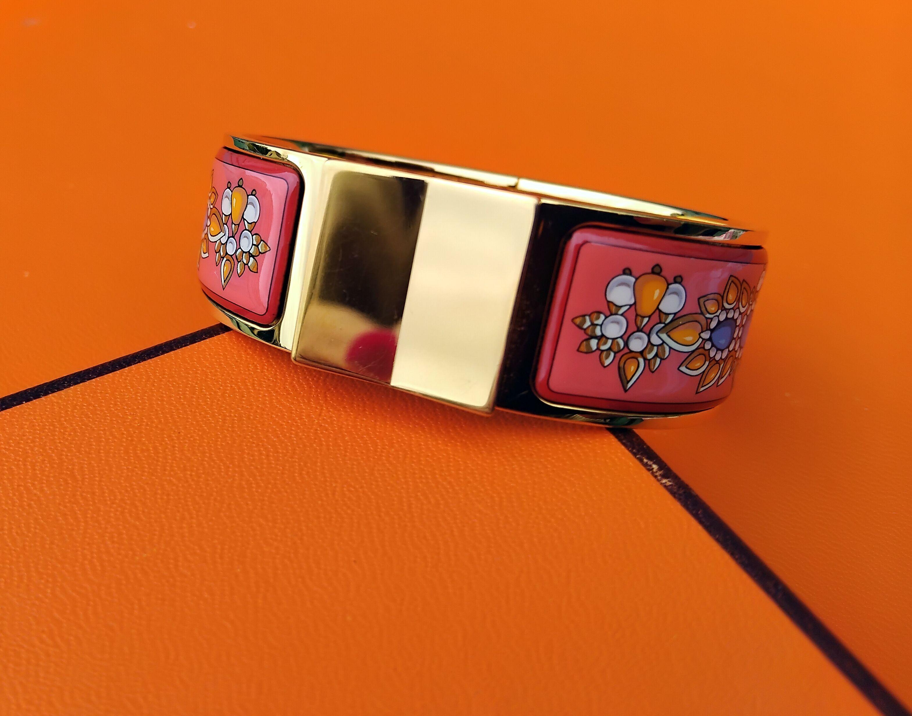 Hermès Clic Clac Enamel Bracelet Parures des Maharajas Pink Gold Size PM For Sale 11