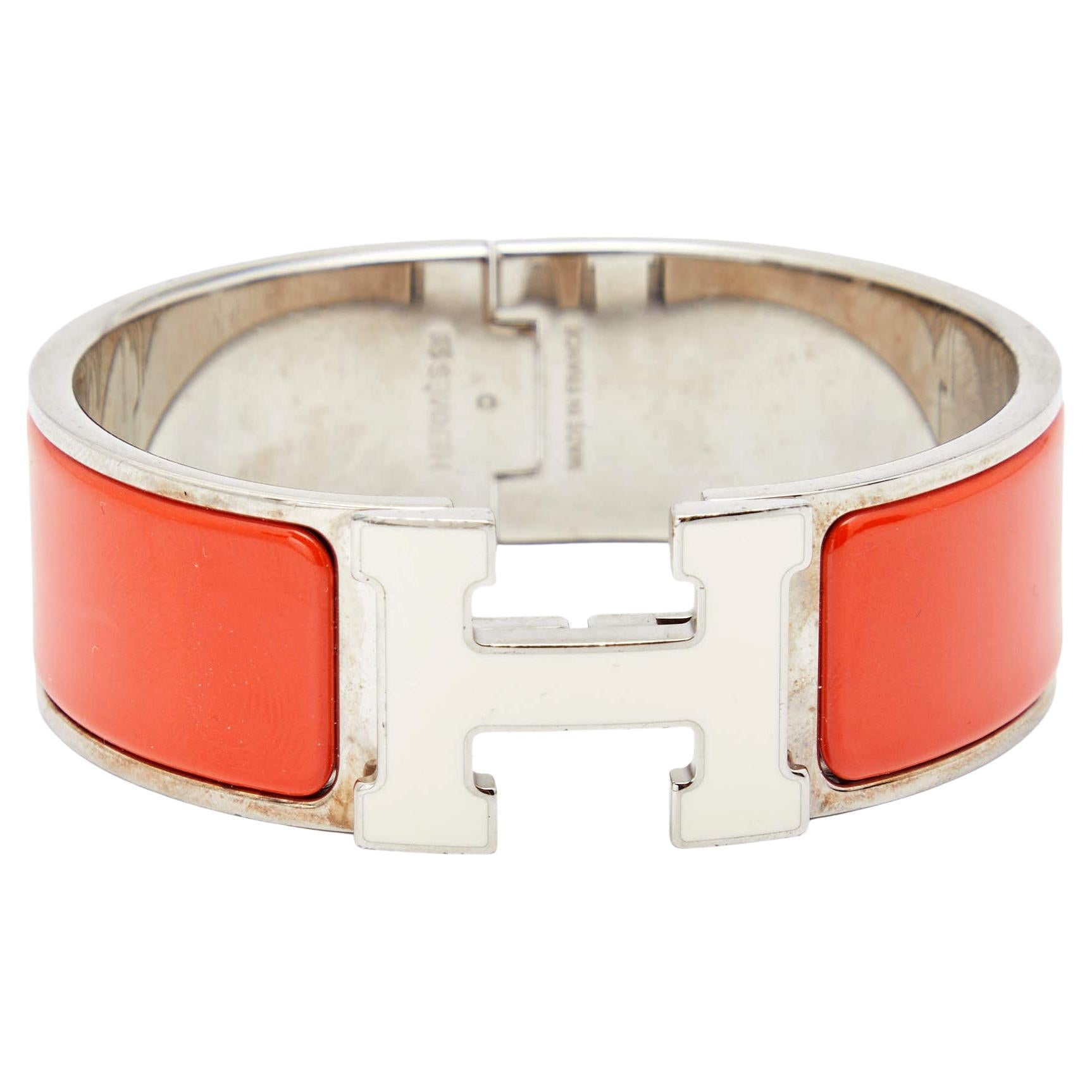 Hermes Clic Clac Wide Bangle Bracelet in Red Metal with Gold-Tone Hardware  For Sale at 1stDibs