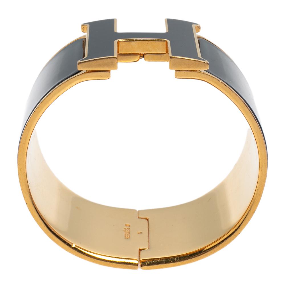 Hermès Clic Clac H Black Enamel Gold Plated Extra Wide Bracelet PM In Good Condition In Dubai, Al Qouz 2