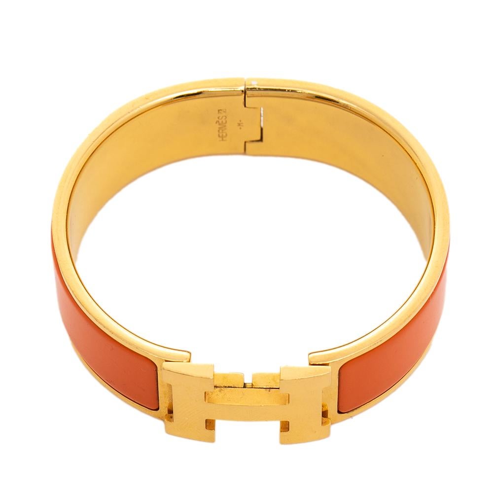 Hermès Clic Clac H Orange Enamel Gold Plated Wide Bracelet PM In Good Condition In Dubai, Al Qouz 2