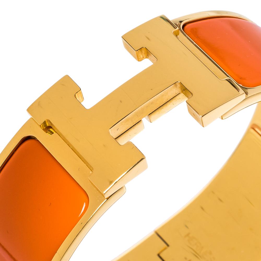 Hermes Clic Clac H Orange Enamel Gold Plated Wide Bracelet PM In Good Condition In Dubai, Al Qouz 2