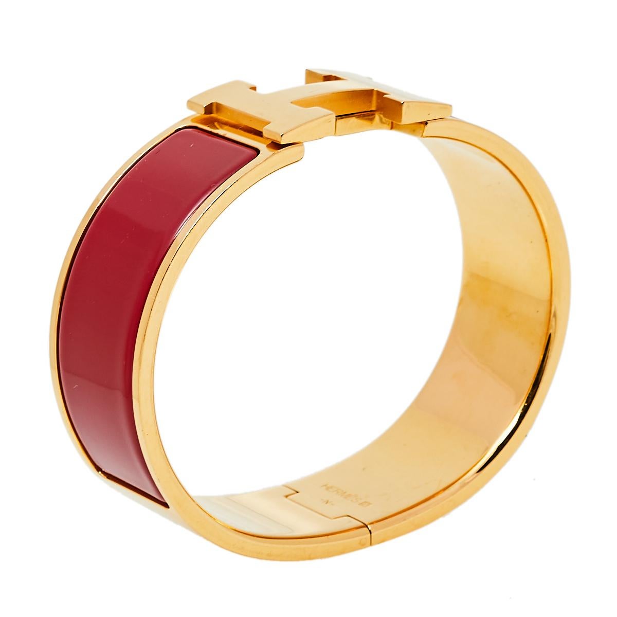 Contemporary Hermès Clic Clac H Red Enamel Gold Plated Wide Bracelet PM