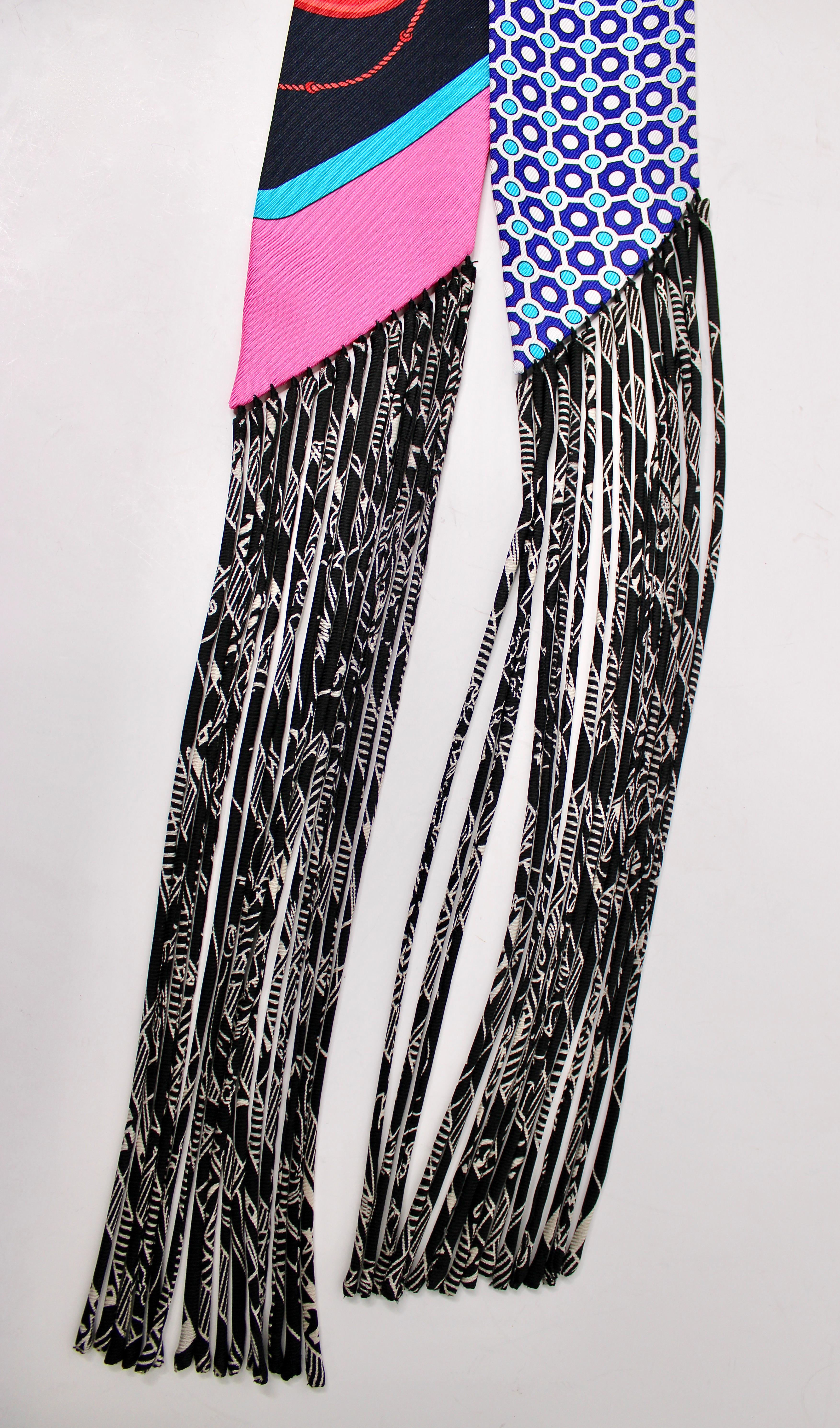 Hermes Clic Clac Modern Cannage Silk Fringe Twilly Scarf en Bueno estado para la venta en Scottsdale, AZ