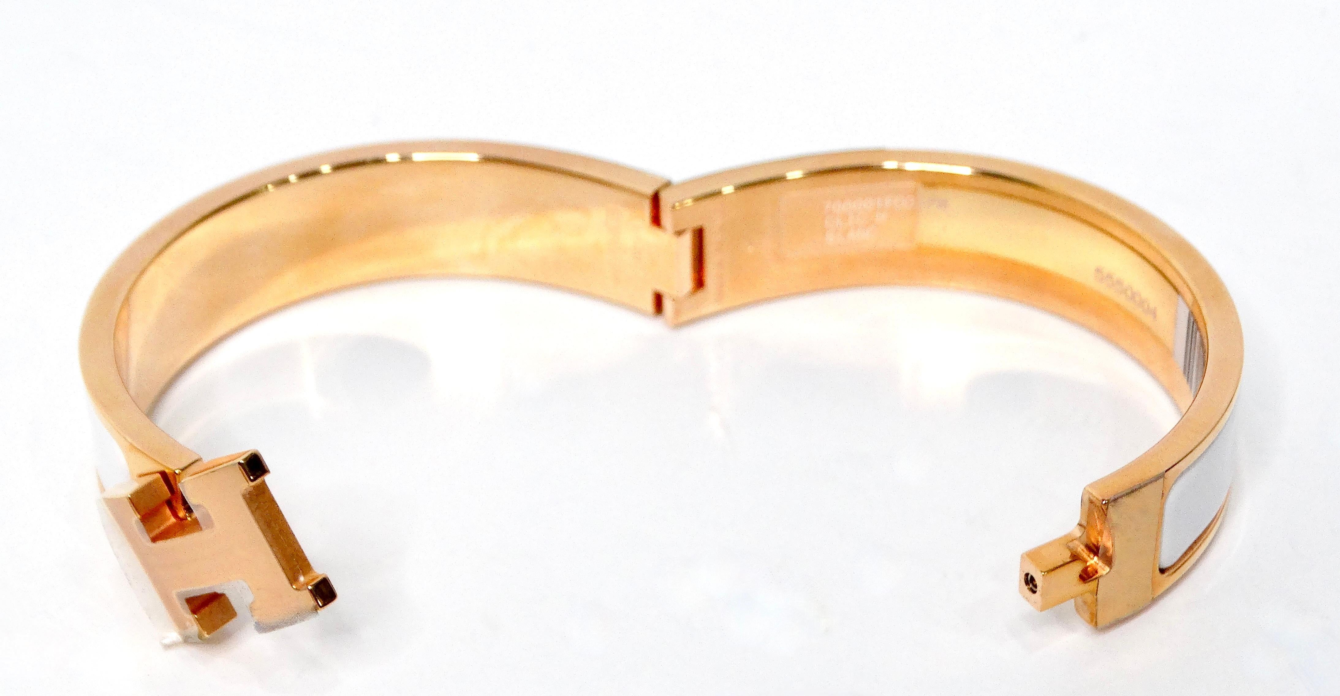 Hermes Clic H 18k Gold Plated & White Enamel Bangle Bracelet Bon état - En vente à Scottsdale, AZ