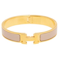 Hermès Clic H Bracelet étroit en émail beige plaqué or