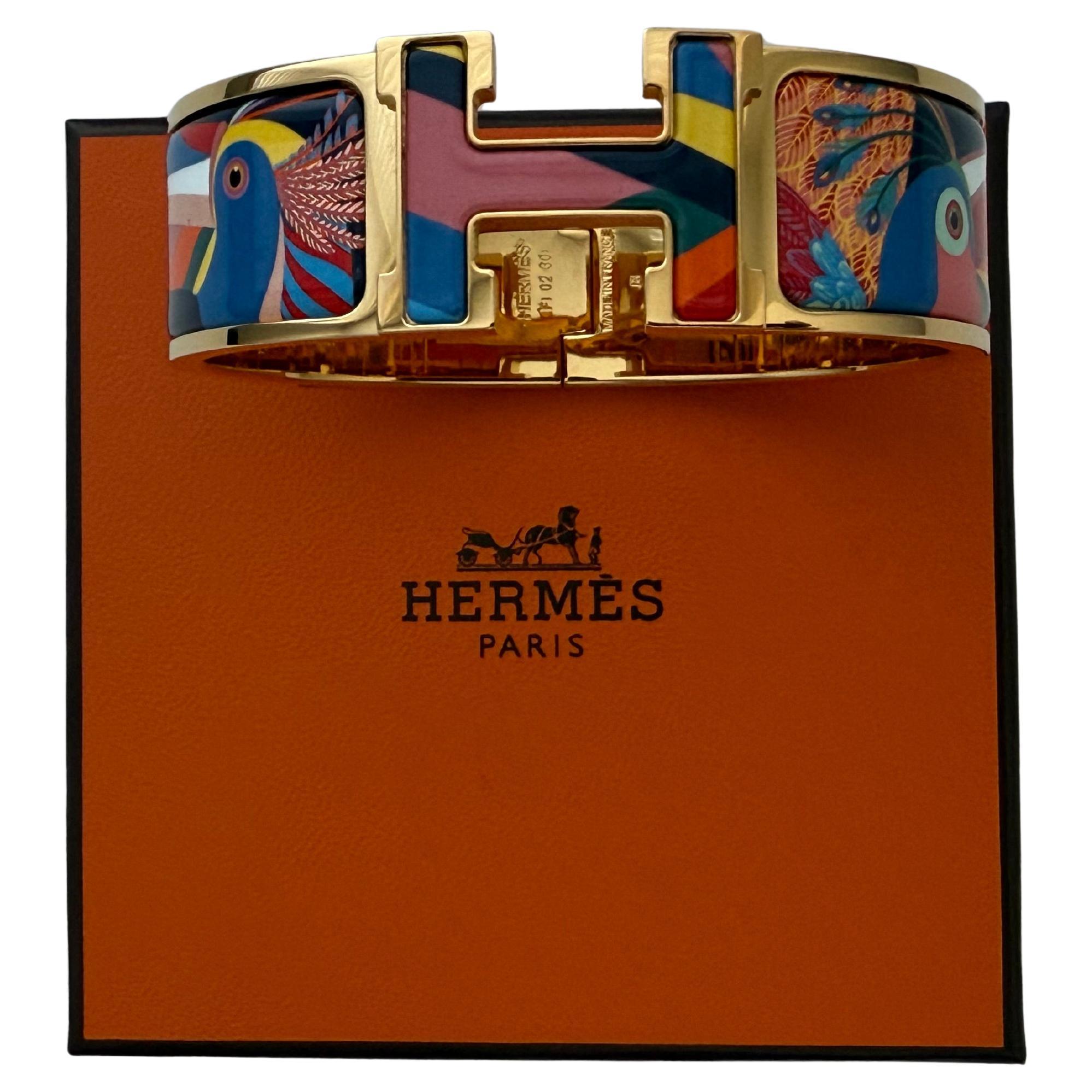 Hermes Clic H Bracelet Toucans De Paradis GM B7 NEW For Sale