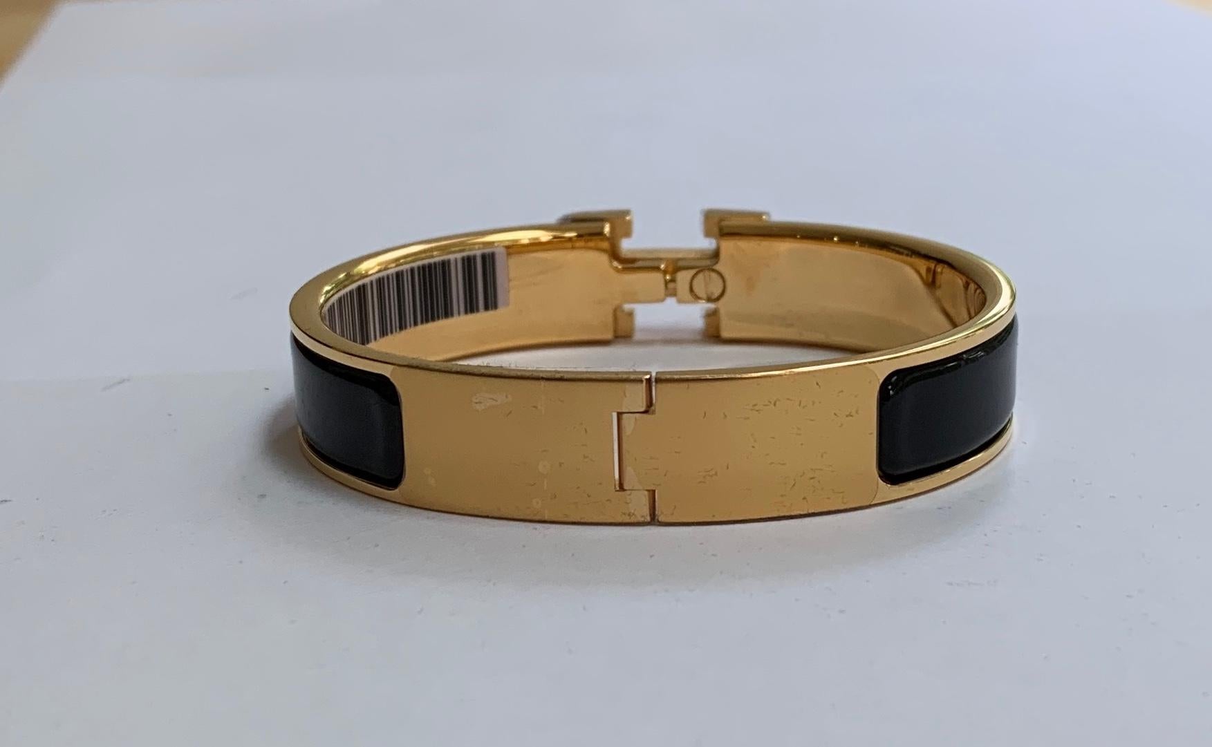 Hermes Clic H Enamel Bangle Bracelet Black with  Gold PM In New Condition In West Chester, PA