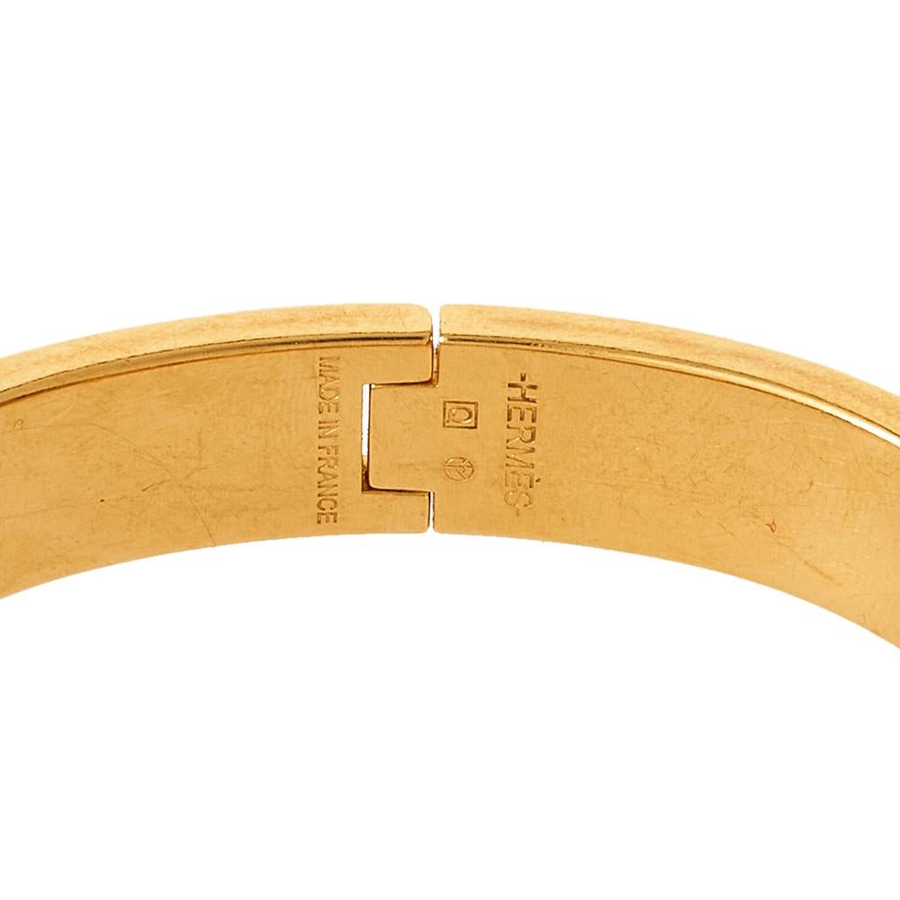 Contemporary Hermès Clic H Green Enamel Gold Plated Narrow Bracelet PM