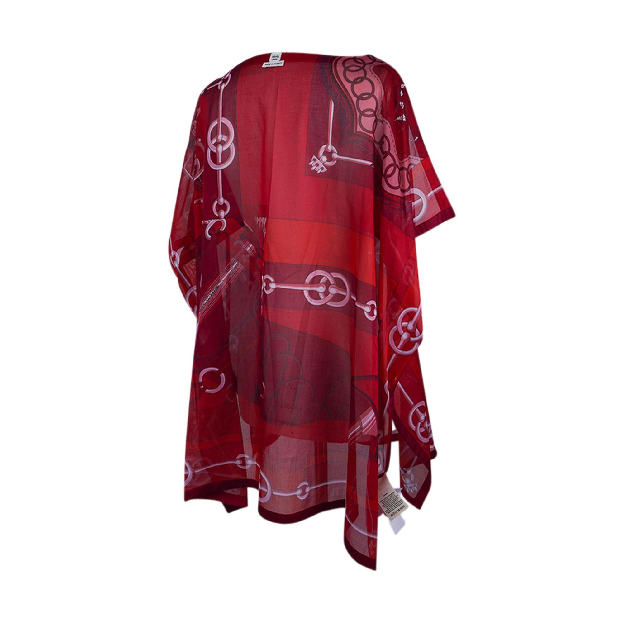 Hermes Cliquetis Printed Beach Tunic Cherry Pink One Size For Sale 9
