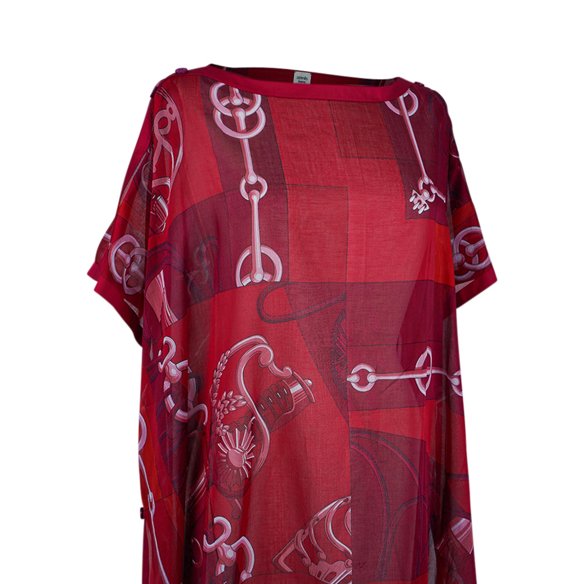 Hermes Cliquetis Printed Beach Tunic Cherry Pink One Size In New Condition For Sale In Miami, FL