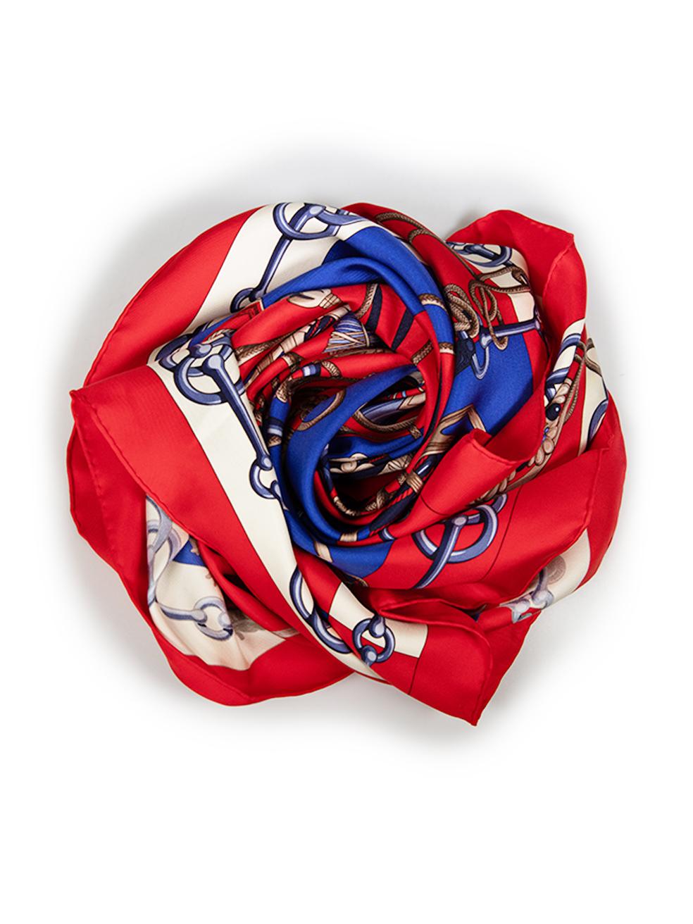 CONDITION is Very good. Minimal wear to the scarf is evident. One pluck to the weave on one hem of this used Hermès designer resale item.
  
  Details
  
  
  Model: Cliquetis
  
  Multicolour 
  
  Silk 
  
  Scarf 
  
  Square
  
  Abstract print
