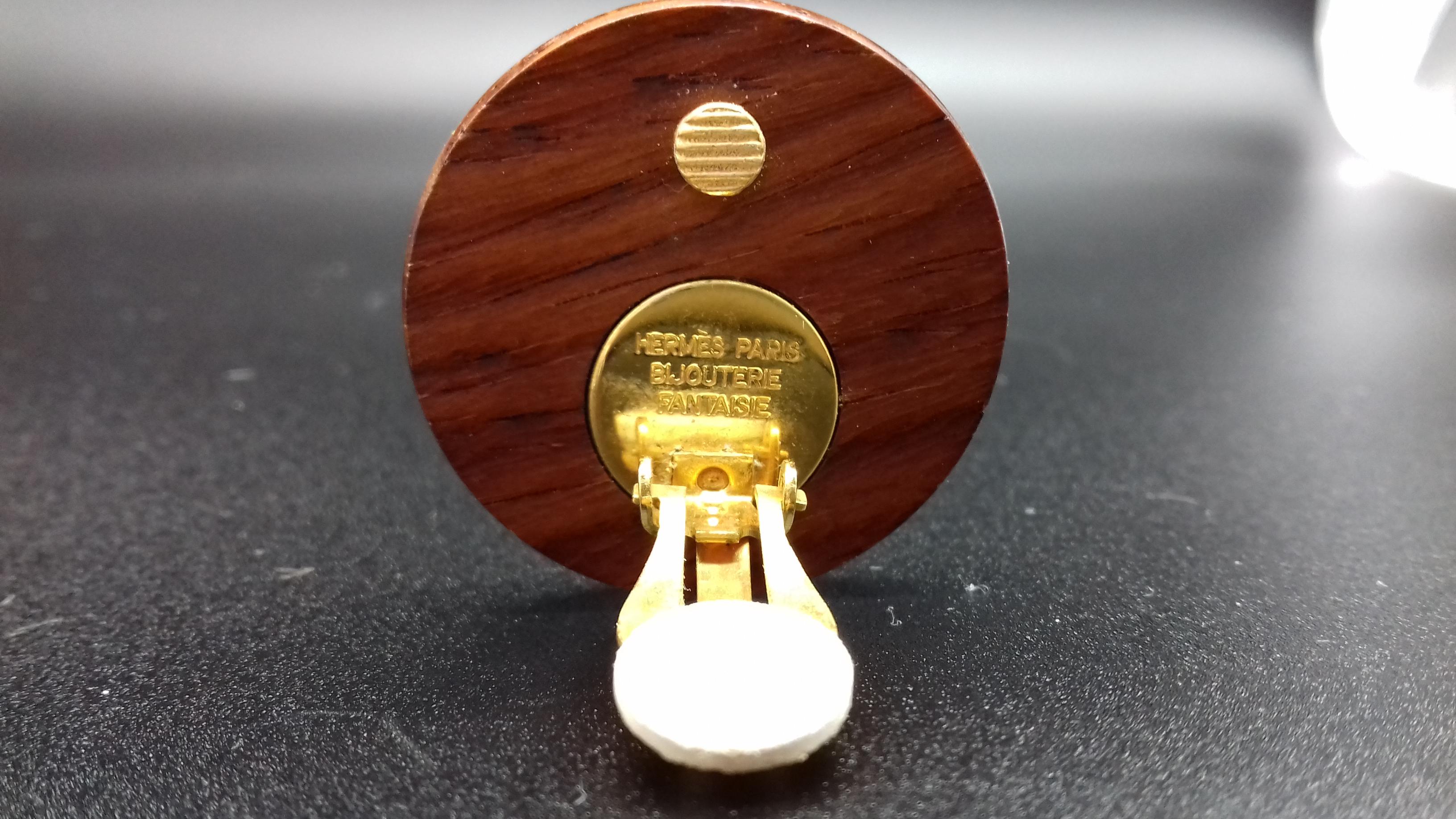 Hermès Clou de Selle Wood Golden Hdw Set di orecchini abbinati Anello in vendita 3