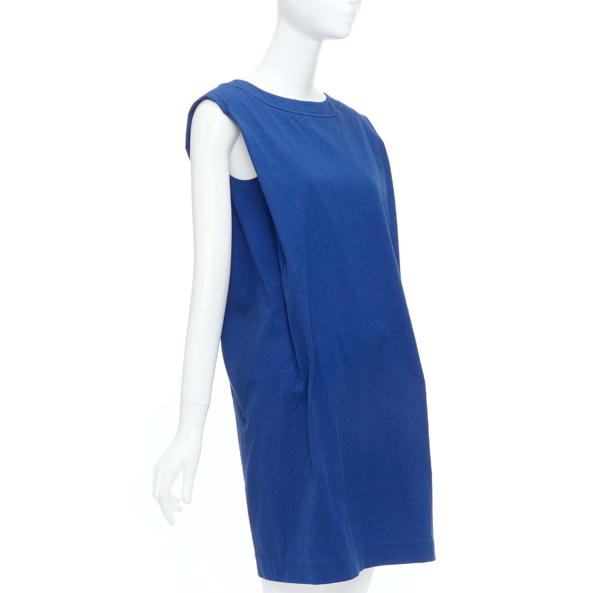 HERMES cobalt blue cotton blend pleated boxy shift dress FR34 XS
Reference: MECG/A00035
Brand: Hermes
Material: Cotton
Color: Blue
Pattern: Solid
Closure: Slip On
Lining: Blue Cotton
Made in: France

CONDITION:
Condition: Good, this item was