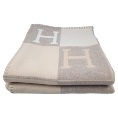 Hermes Coco / Camomille Avalon III throw blanket