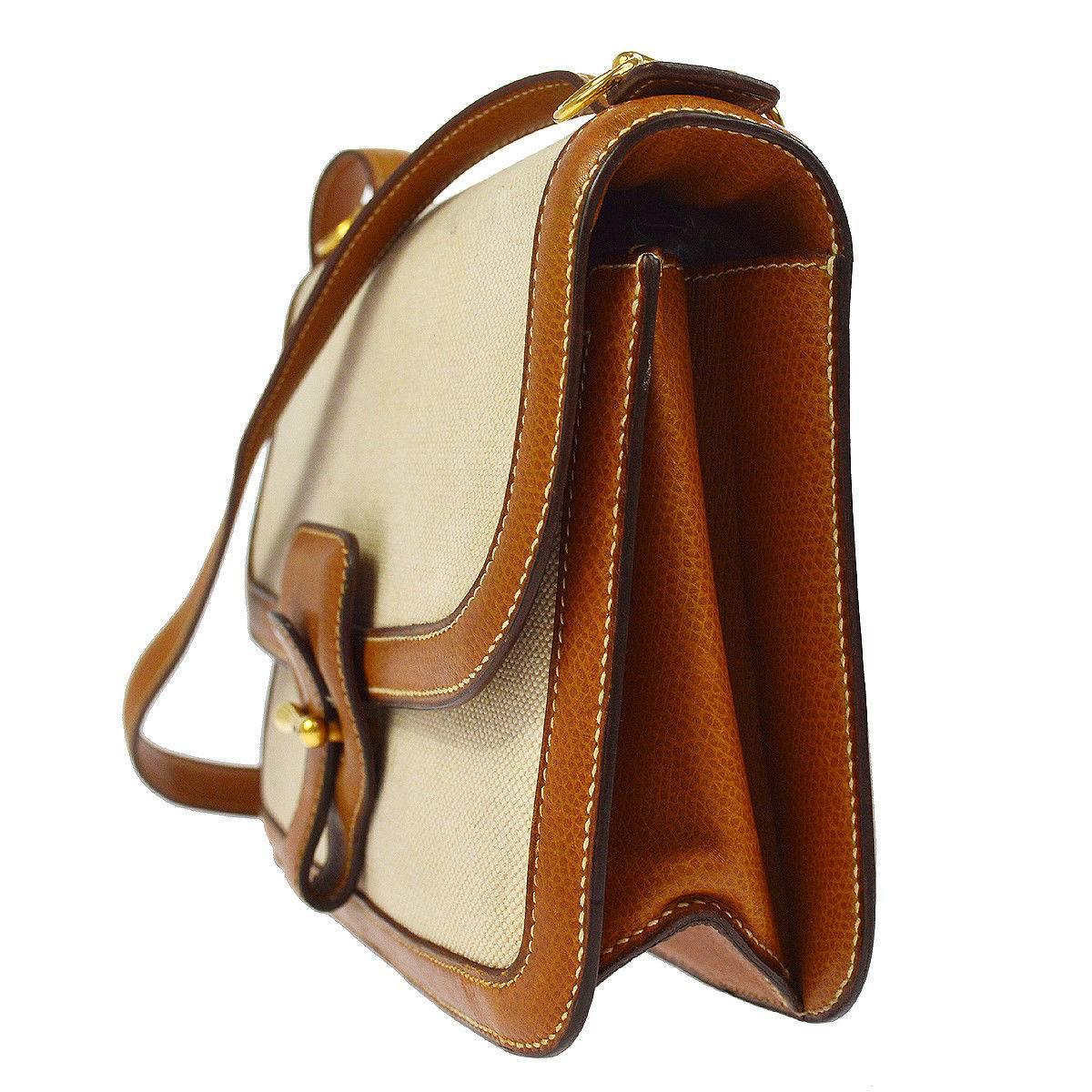 Hermes Cognac Leather Tan Canvas Gold Saddle Crossbody Shoulder Flap Bag In Good Condition In Chicago, IL
