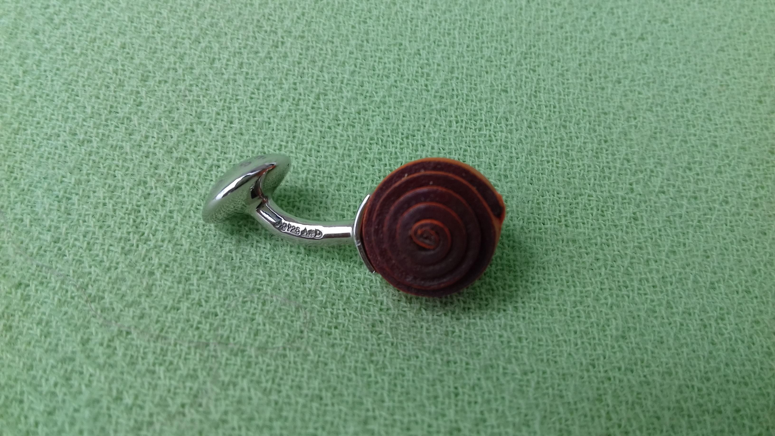 Hermès Coiled Leather and Sterling Silver Cuffs Button Snail Shaped Cufflinks  8