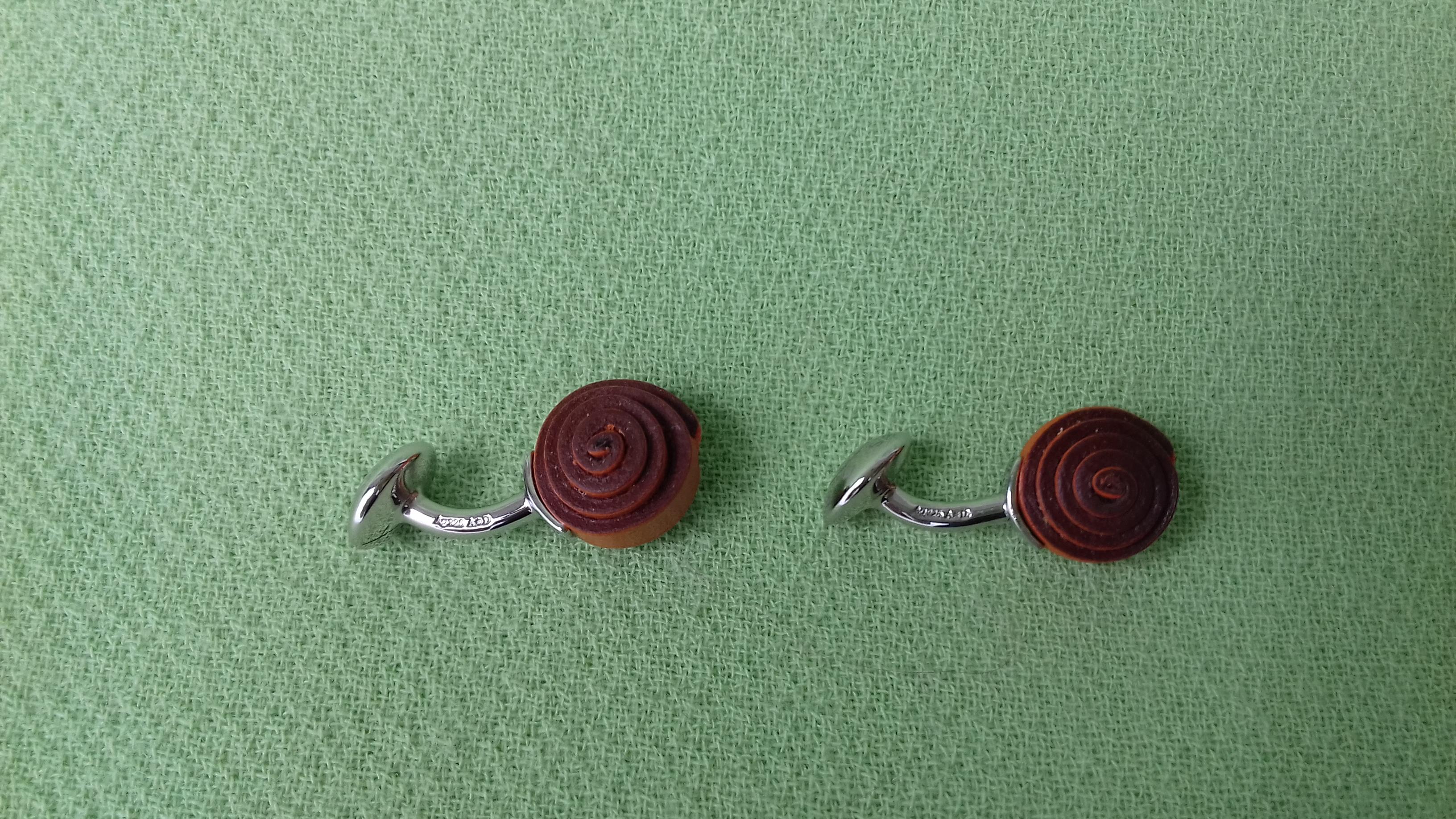Hermès Coiled Leather and Sterling Silver Cuffs Button Snail Shaped Cufflinks  9