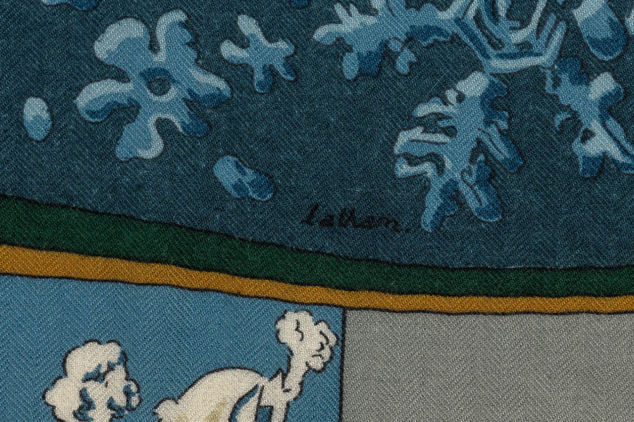 Hermès Collectible Niege D Antan Shawl (châle) Excellent état - En vente à West Hollywood, CA