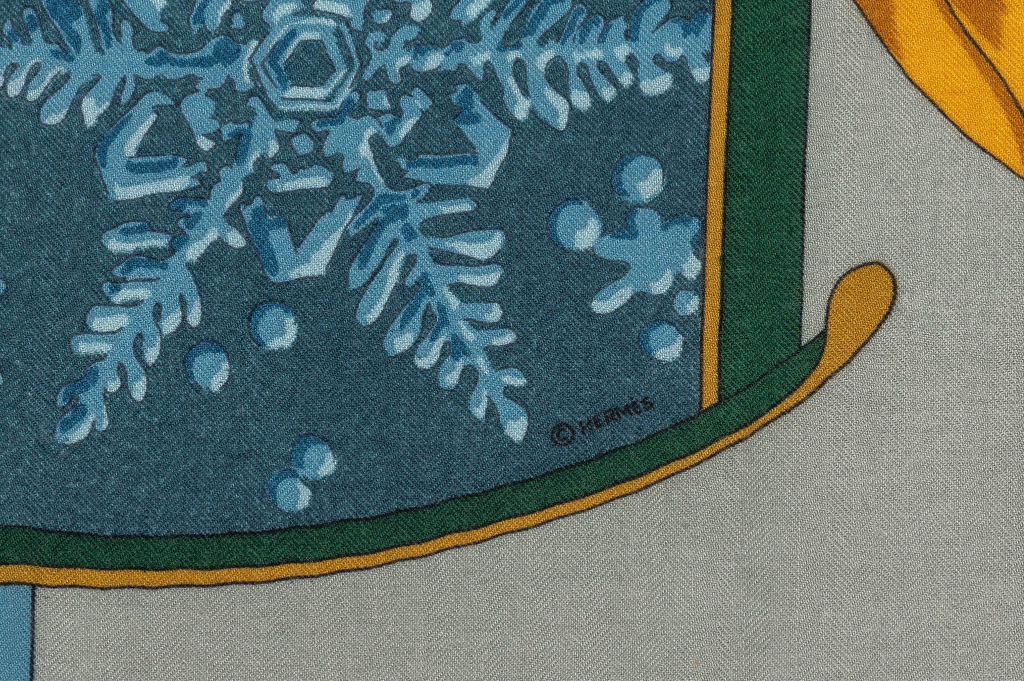 Hermès Collectible Niege D Antan Shawl (châle) Unisexe en vente