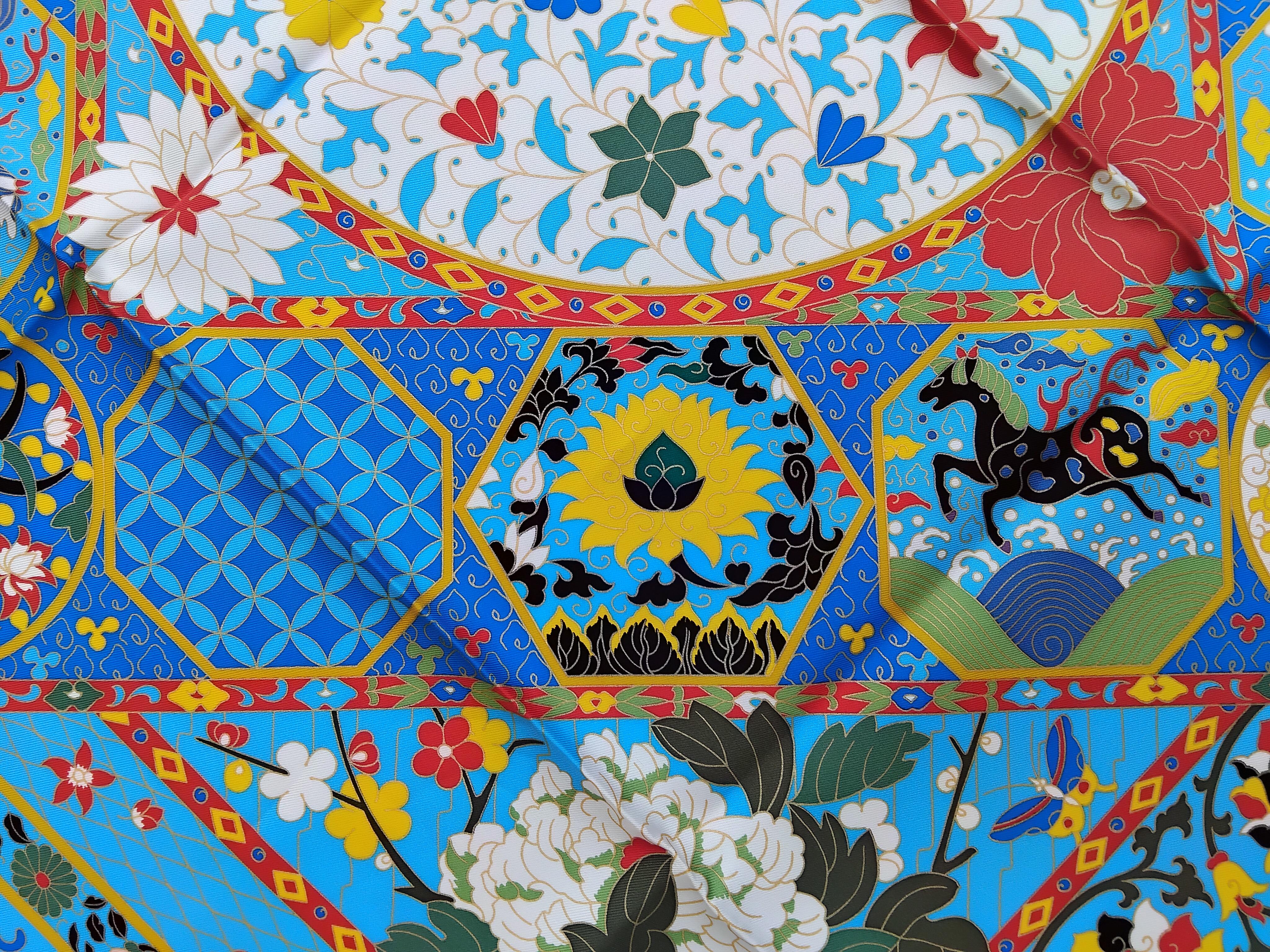 Hermès Collections Imperiales Foulard en soie Catherine Baschet Rouge Bleu Jaune en vente 9