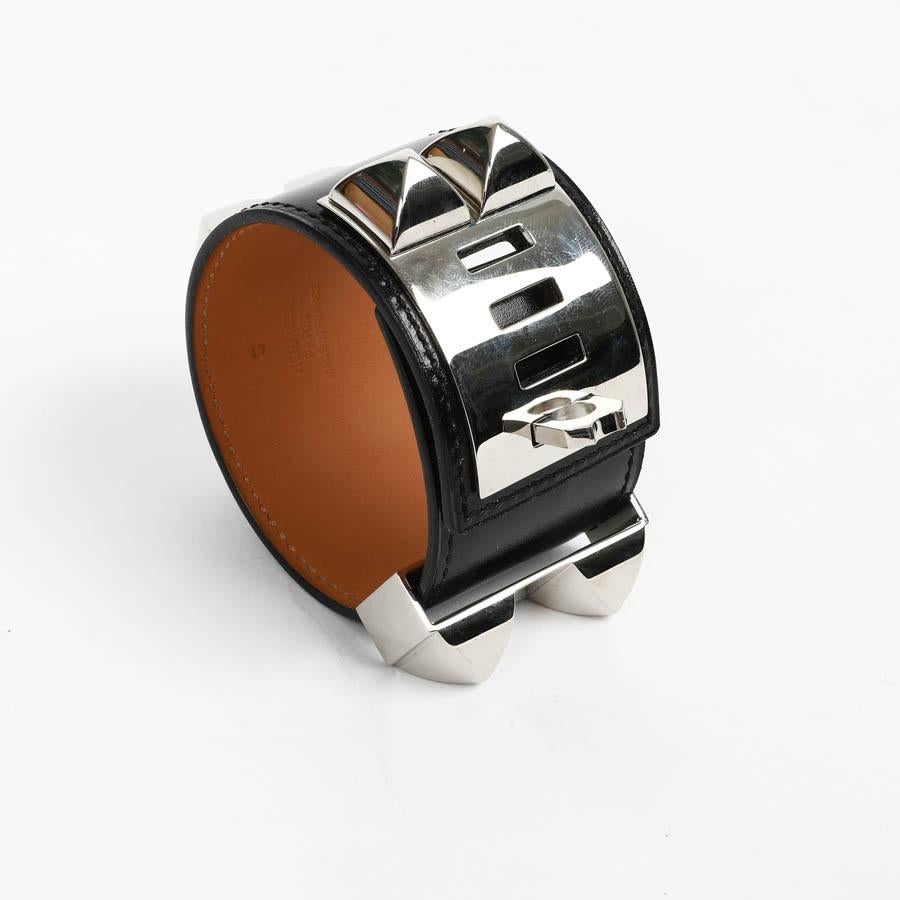 HERMES Collier De Chien Leather Box Cuff In New Condition In Paris, FR