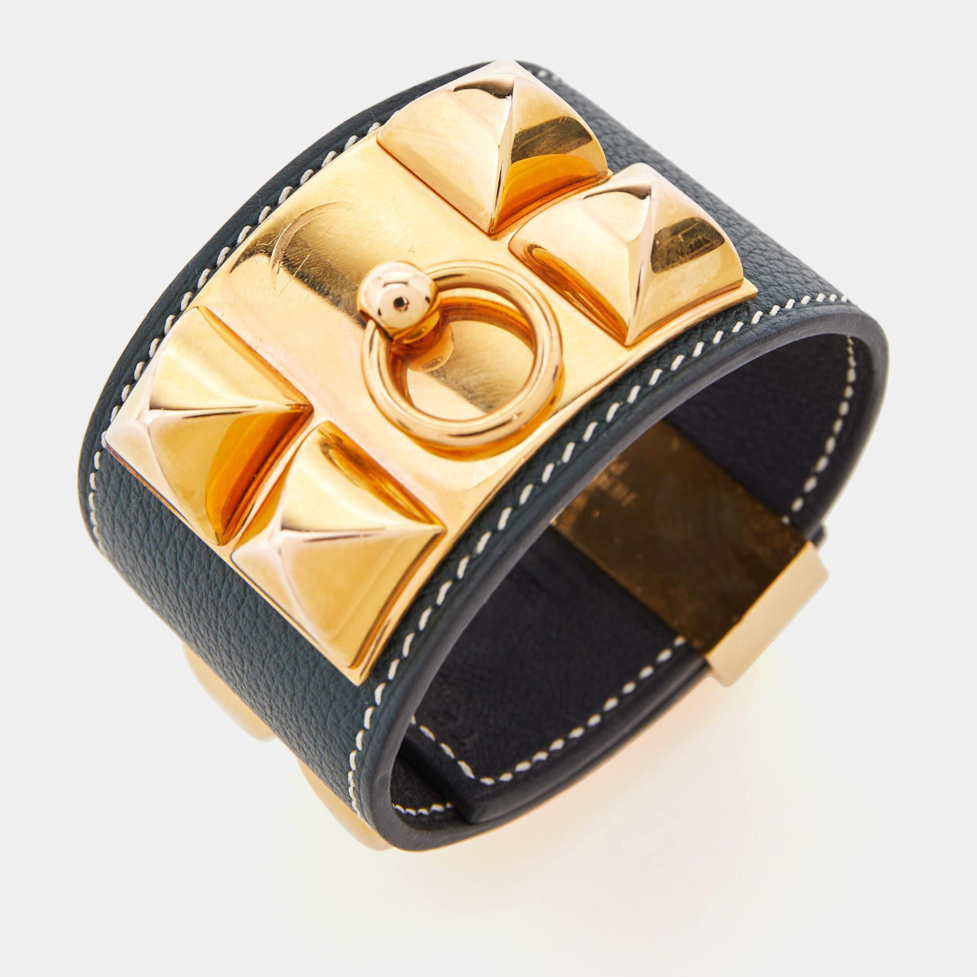 Hermes Collier de Chien Leather Gold Plated Cuff Bracelet In Good Condition In Dubai, Al Qouz 2