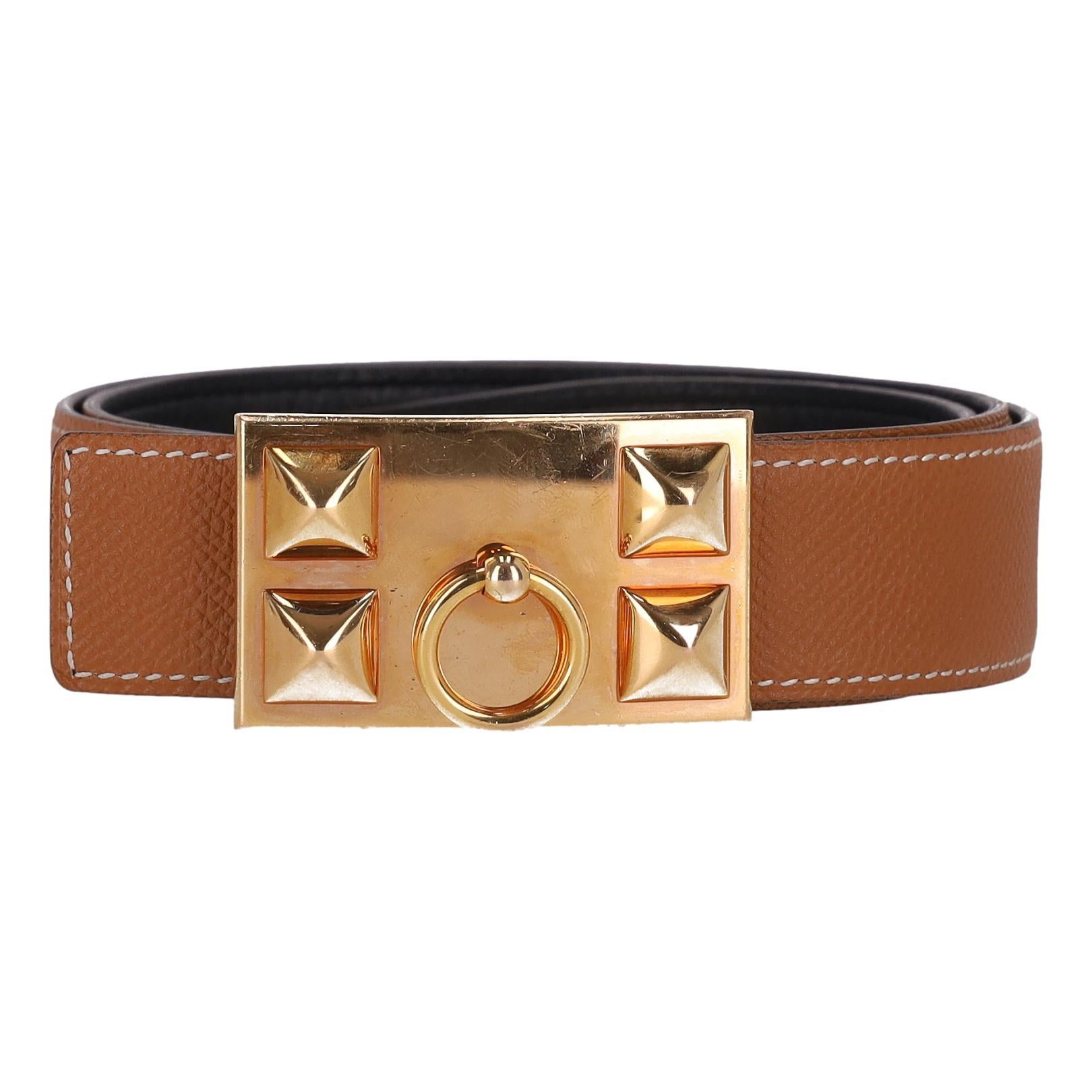 Hermes Collier De Chien Ceinture en cuir réversible

Cette ceinture réversible est noire à l'extérieur et marron camel à l'intérieur.

Elle est réalisée en cuirs Swift et Epsom et dotée de la boucle dorée emblématique de Collier De Chien.

Cachet de