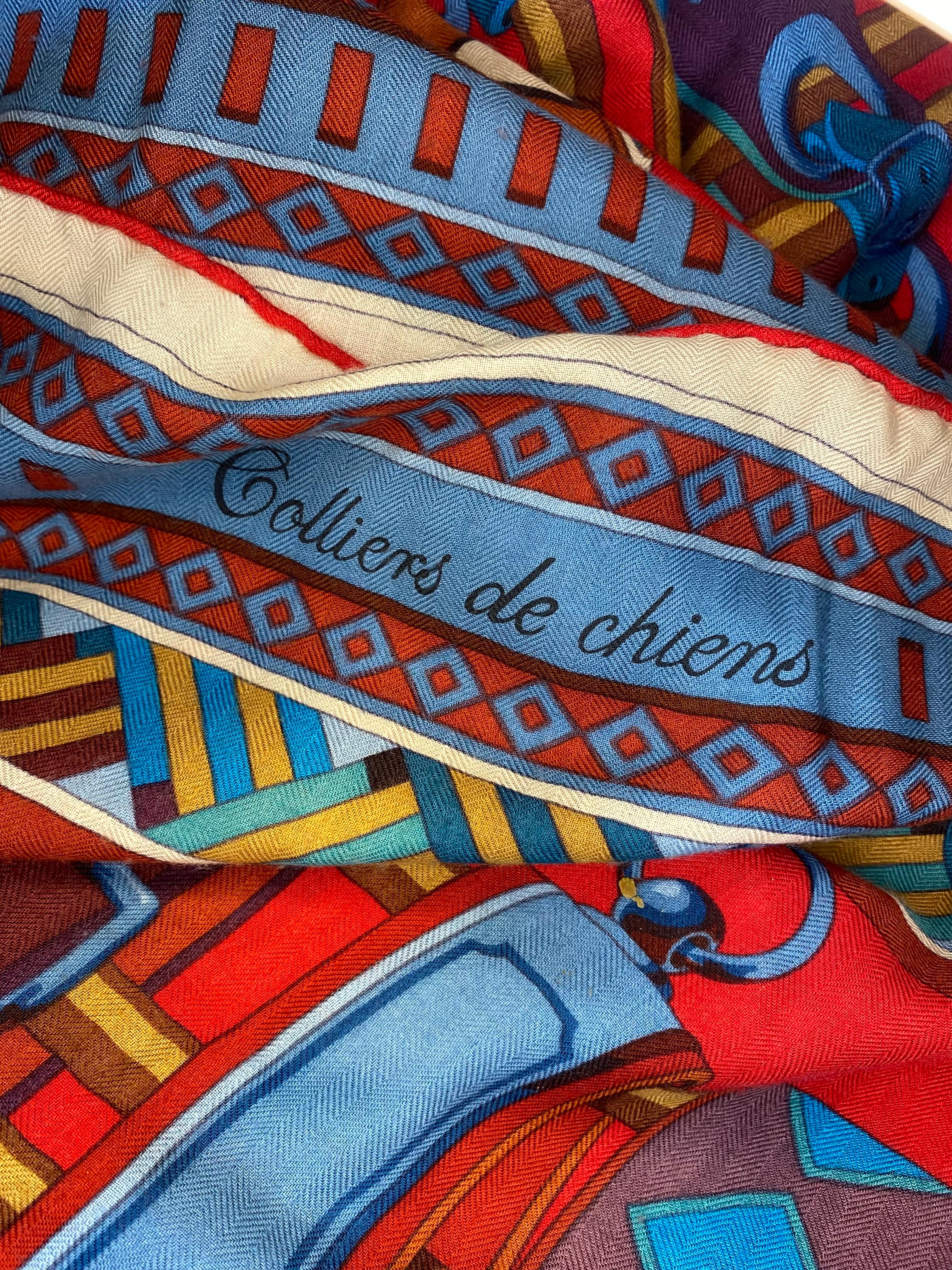 Femenino o masculino Hermes Colliers de Chiens Cashmere / Silk Shawl - 140cm en venta