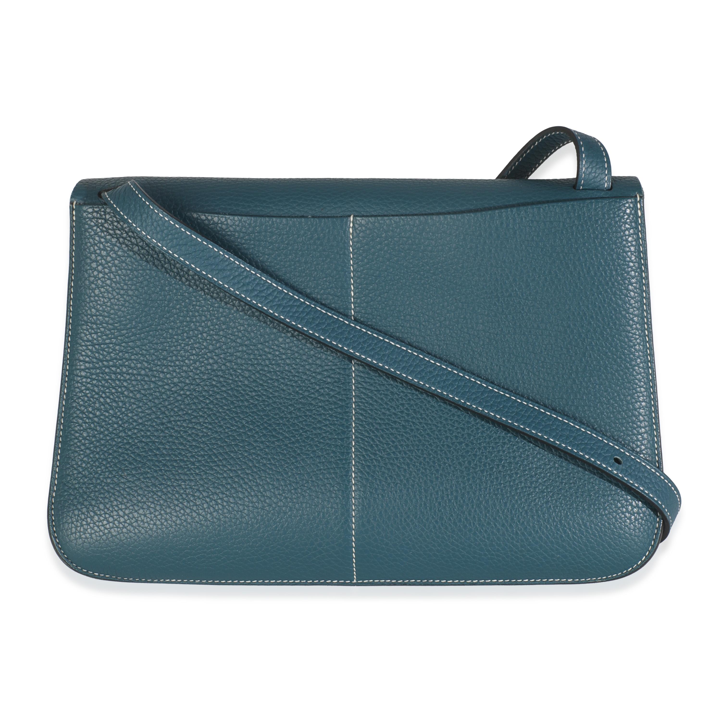 Listing Title : Hermès Colvert Clemence Halzan 31 PHW
SKU : Z145504
Condit : Usagé 
Description de l'état : Livré avec la boîte d'origine.
État du sac à main : Moyen
Commentaires sur l'état : L'article est en bon état et présente des signes d'usure